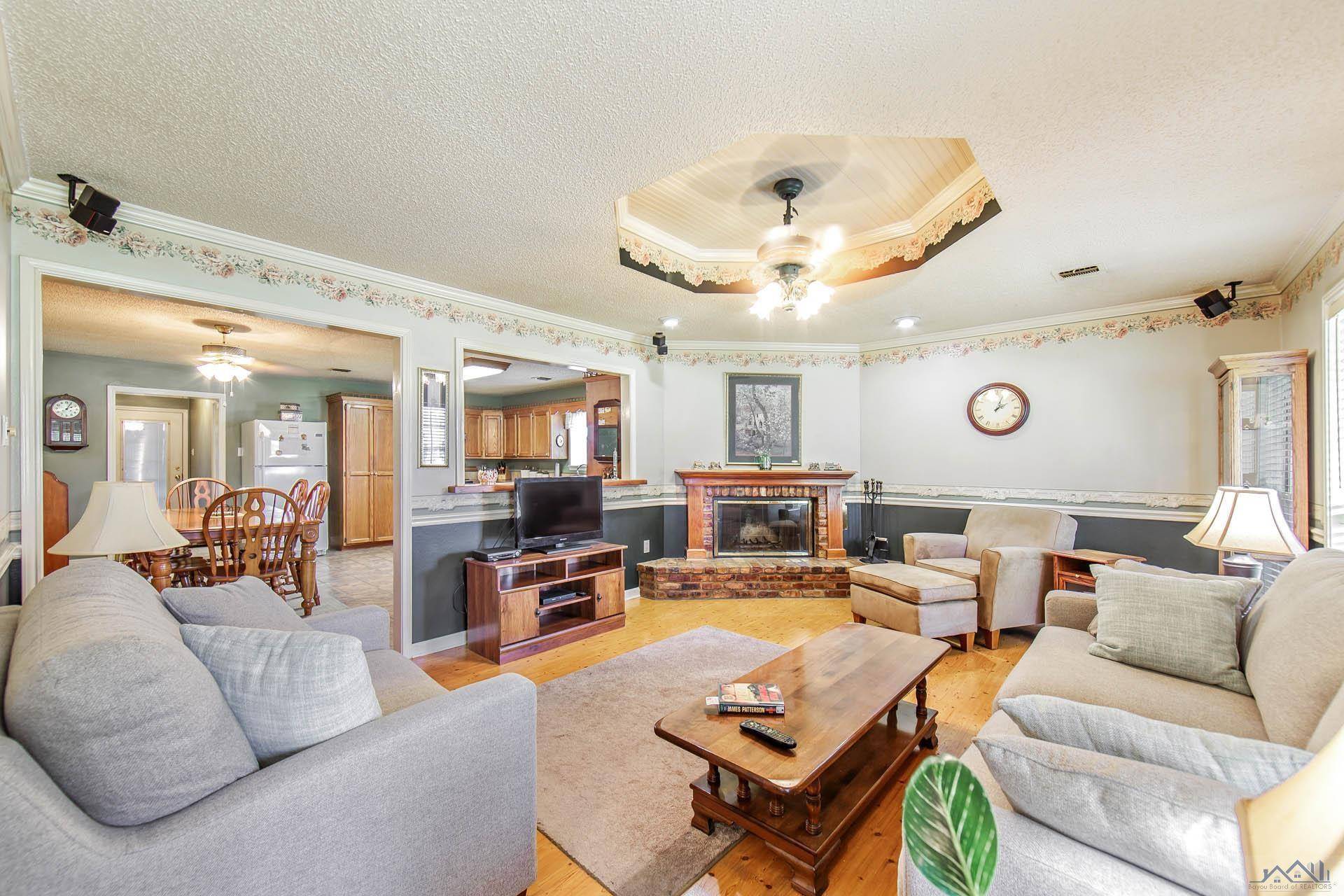 Thibodaux, LA 70301,206 Holley Street