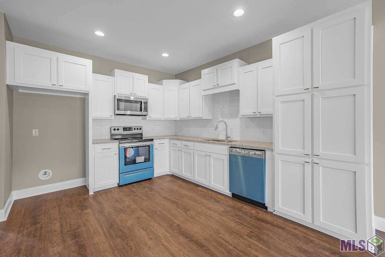 Denham Springs, LA 70706,33260 La Hwy 16 ##5B