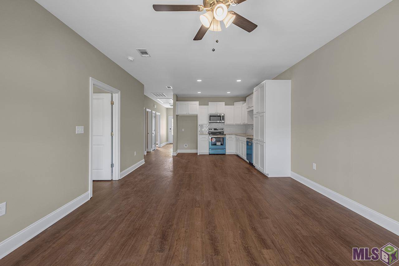 Denham Springs, LA 70706,33260 La Hwy 16 ##5D
