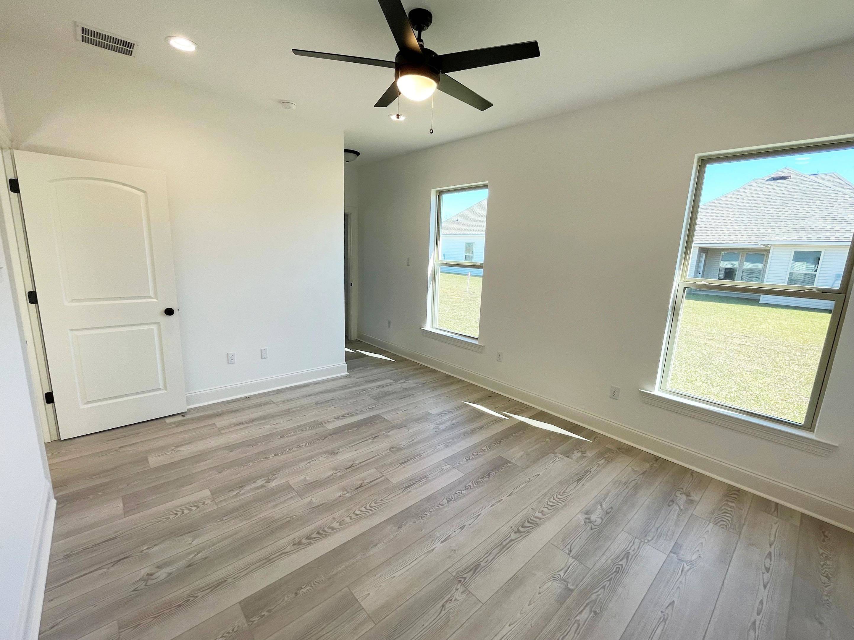 Houma, LA 70364,254 Sophie Dr