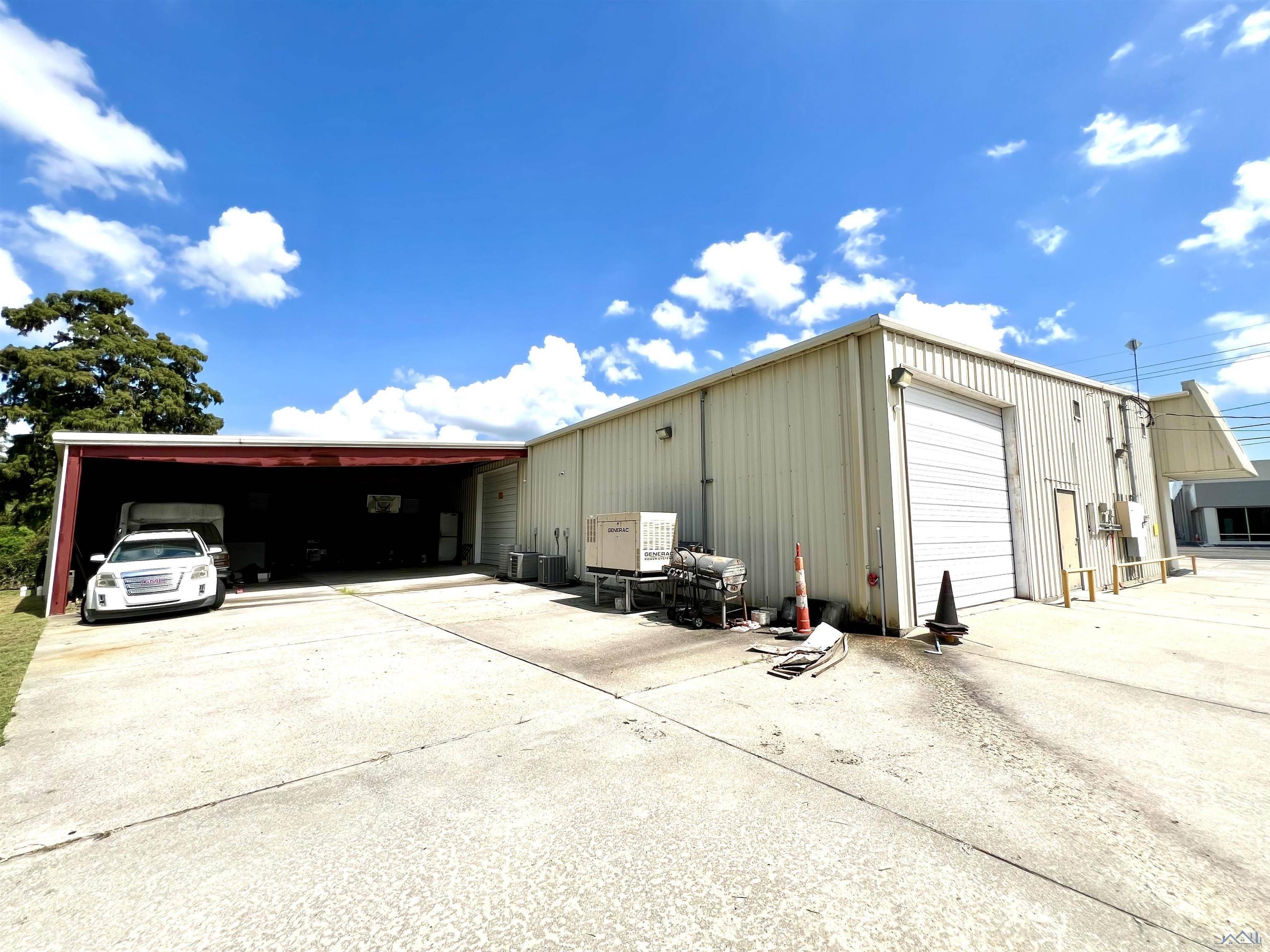 Houma, LA 70364,6160 West Park Avenue