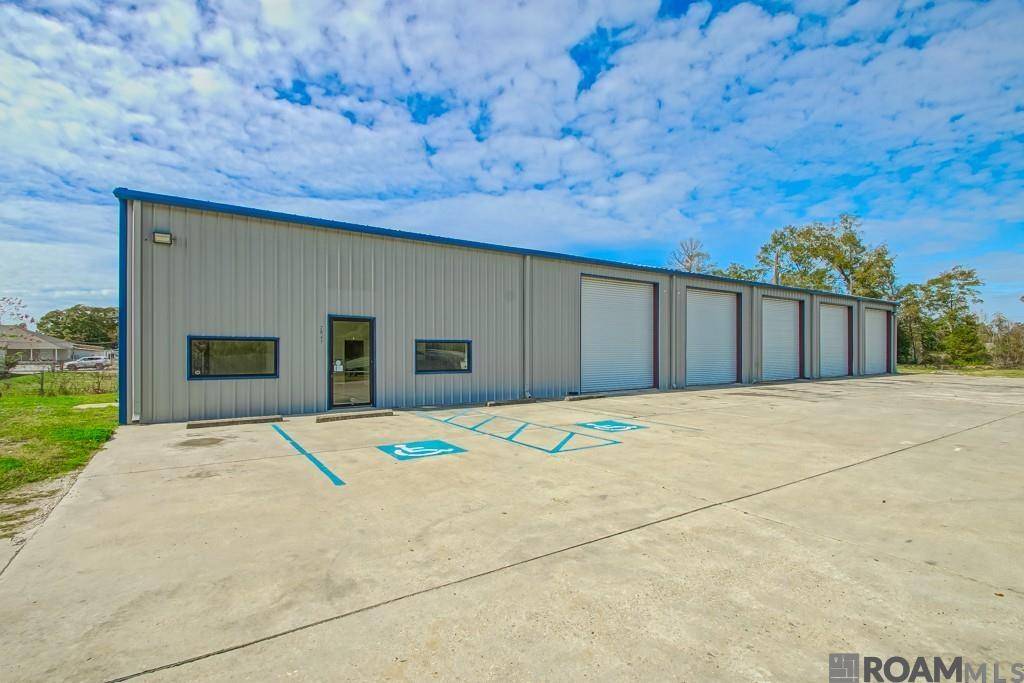 Denham Springs, LA 70726,7845 Florida Blvd