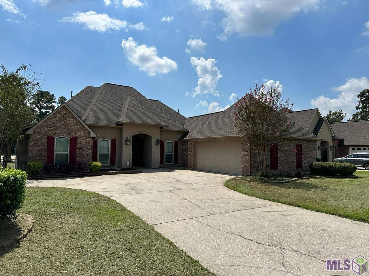 Gonzales, LA 70737,1531 City Place St