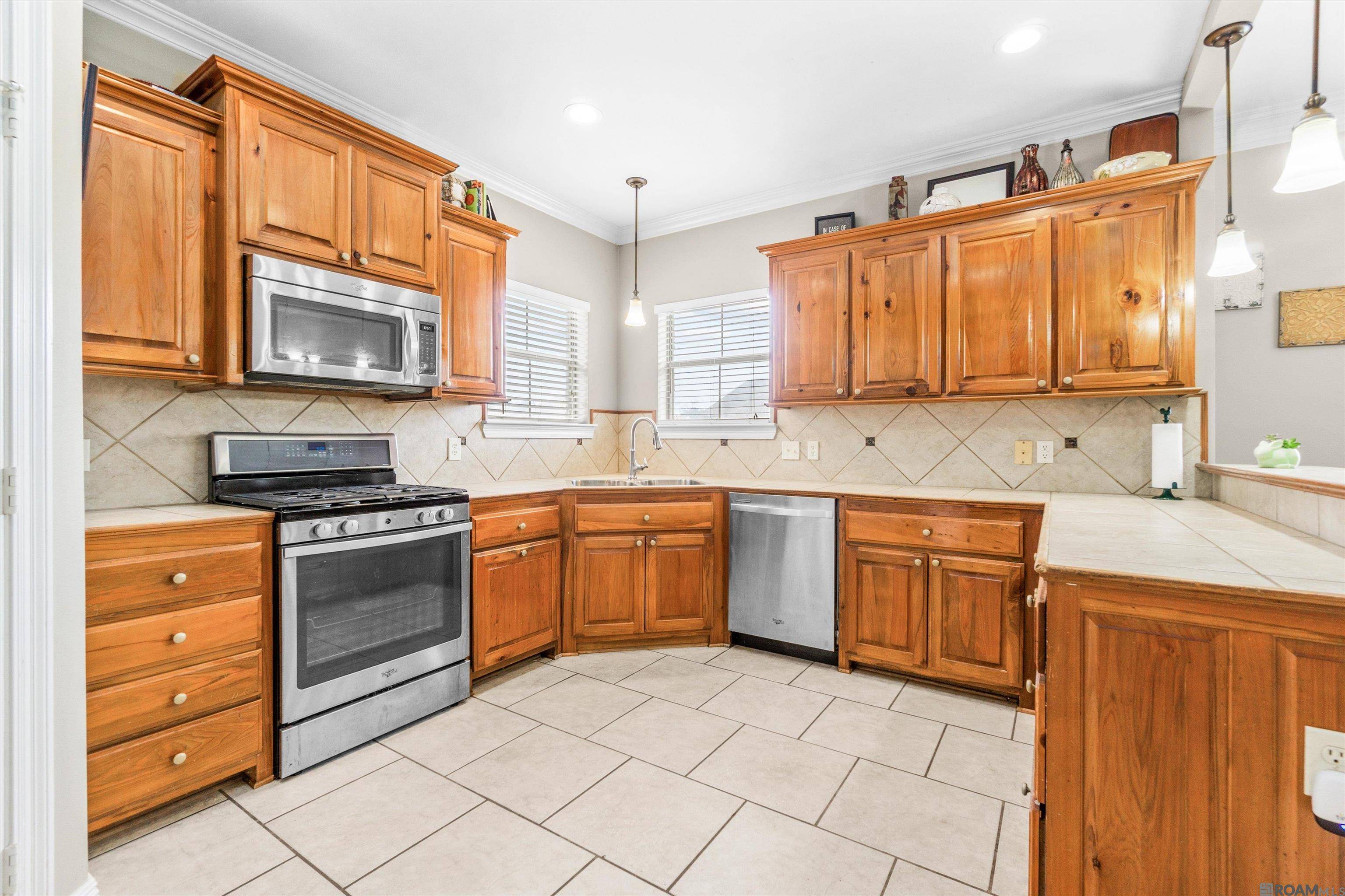Gonzales, LA 70737,14457 Lake Meadows Ct