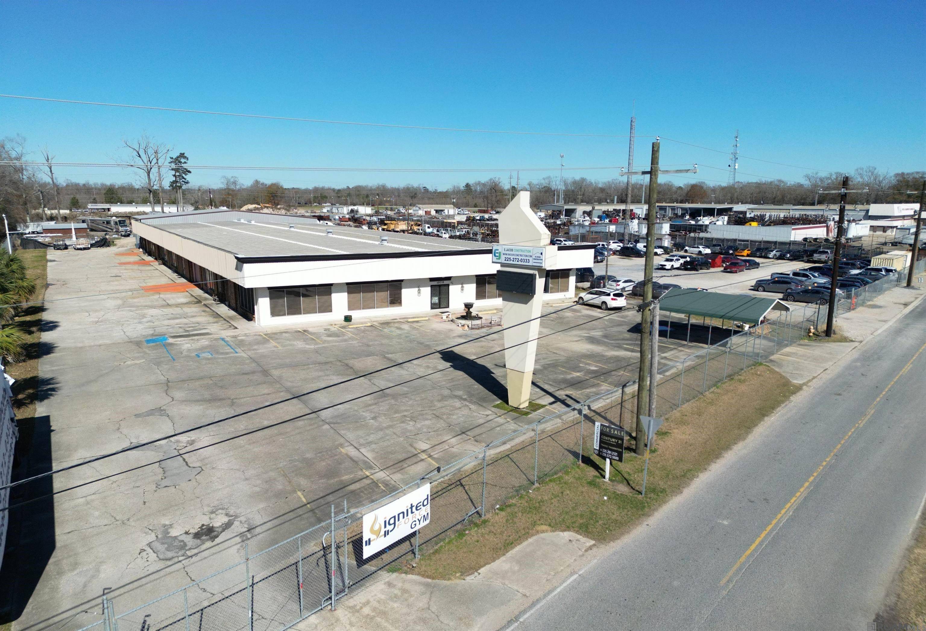 Baton Rouge, LA 70819,15735 Florida Blvd