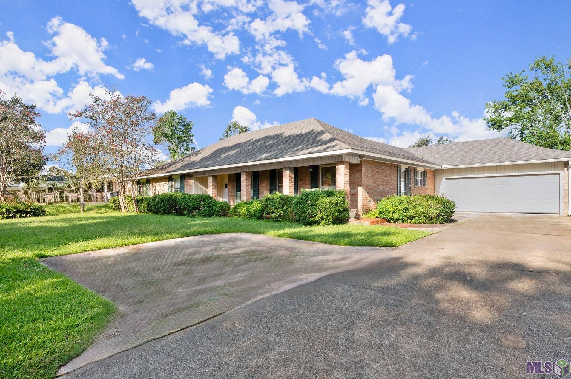Baton Rouge, LA 70808,1667 Pollard Pkwy