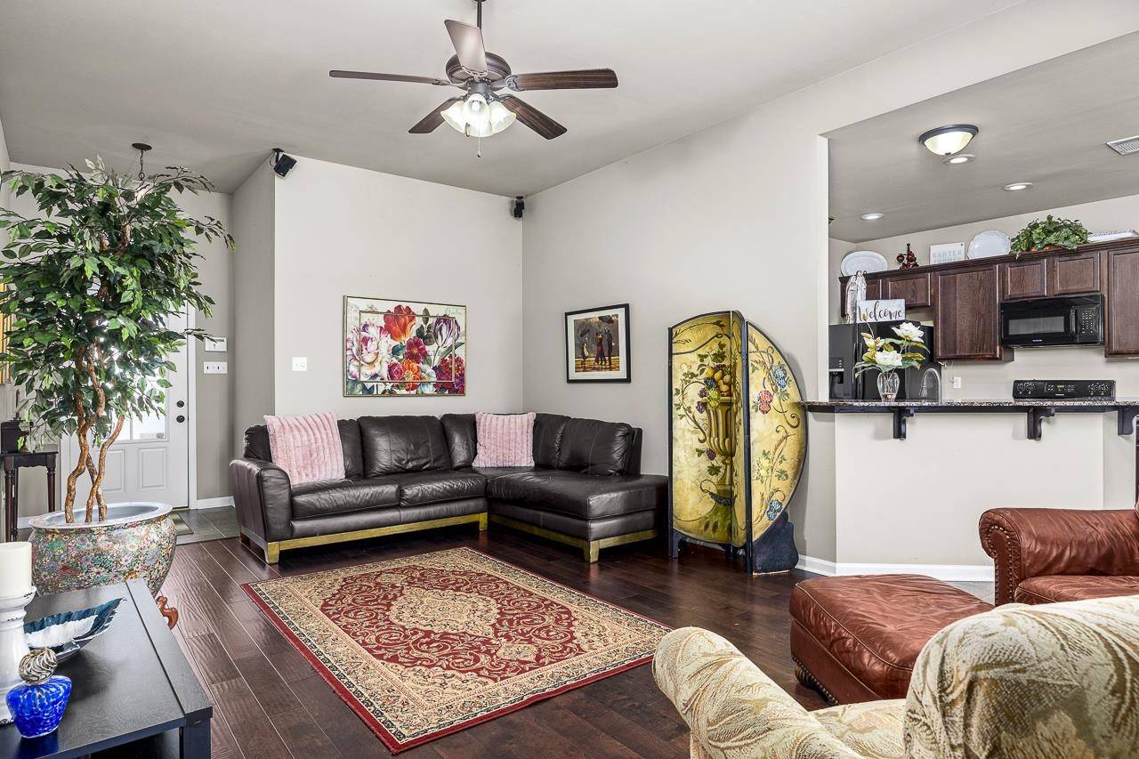 Gonzales, LA 70737,38243 Dolphin Ct