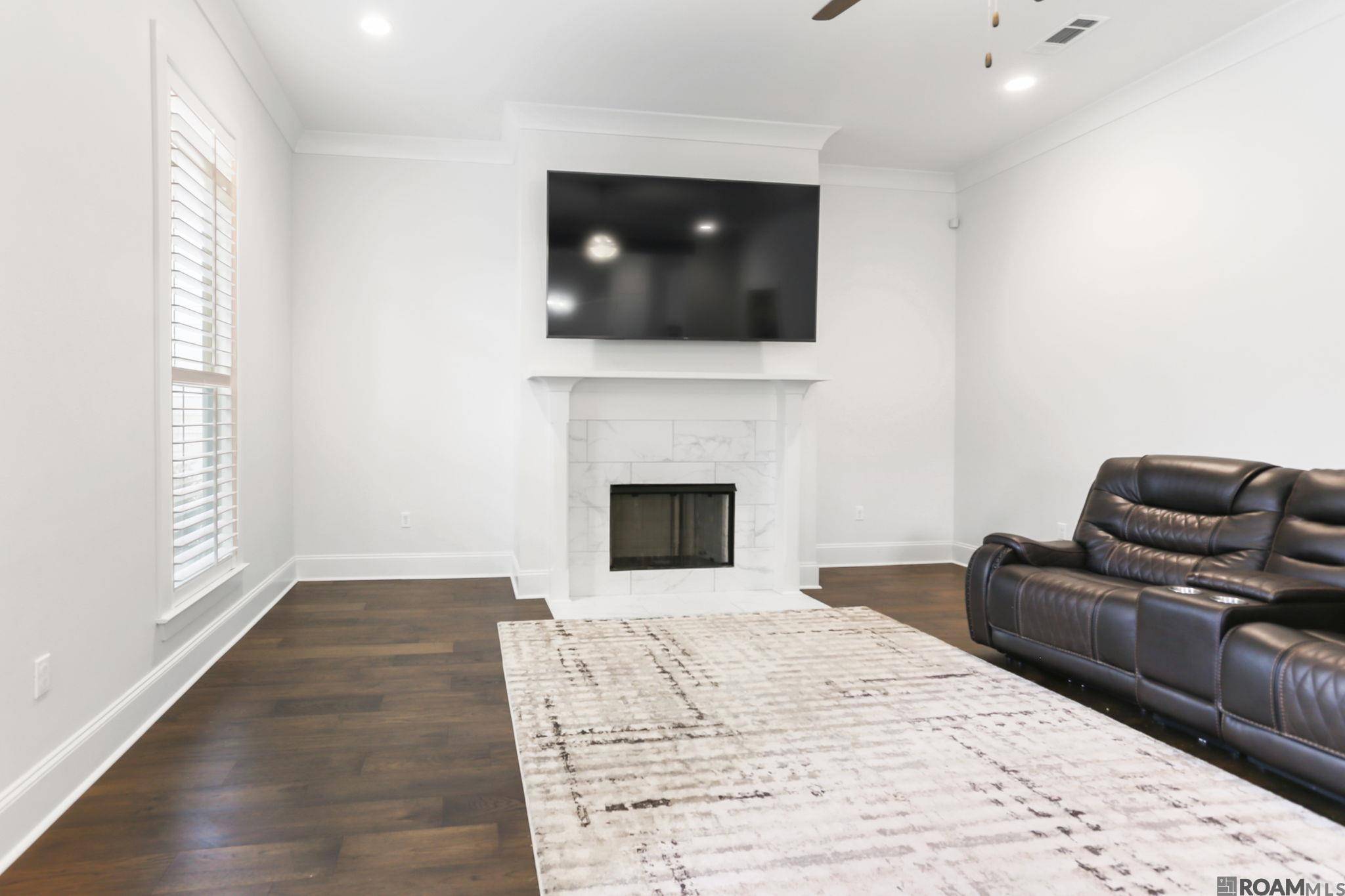 Saint George, LA 70817,6644 Silver Oak Dr