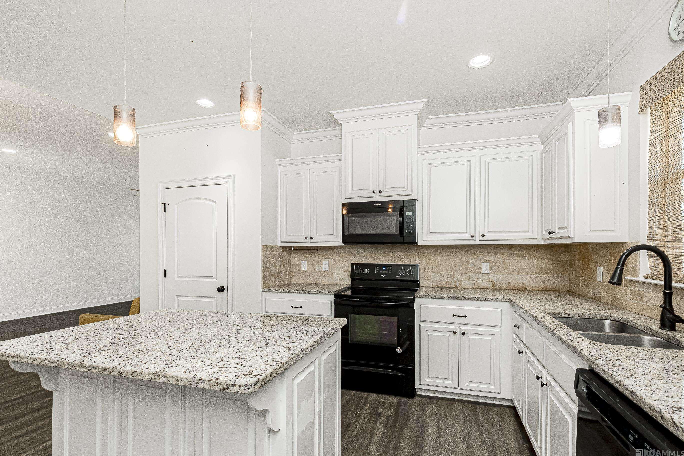 Oscar, LA 70762,137 Lakeshore Dr