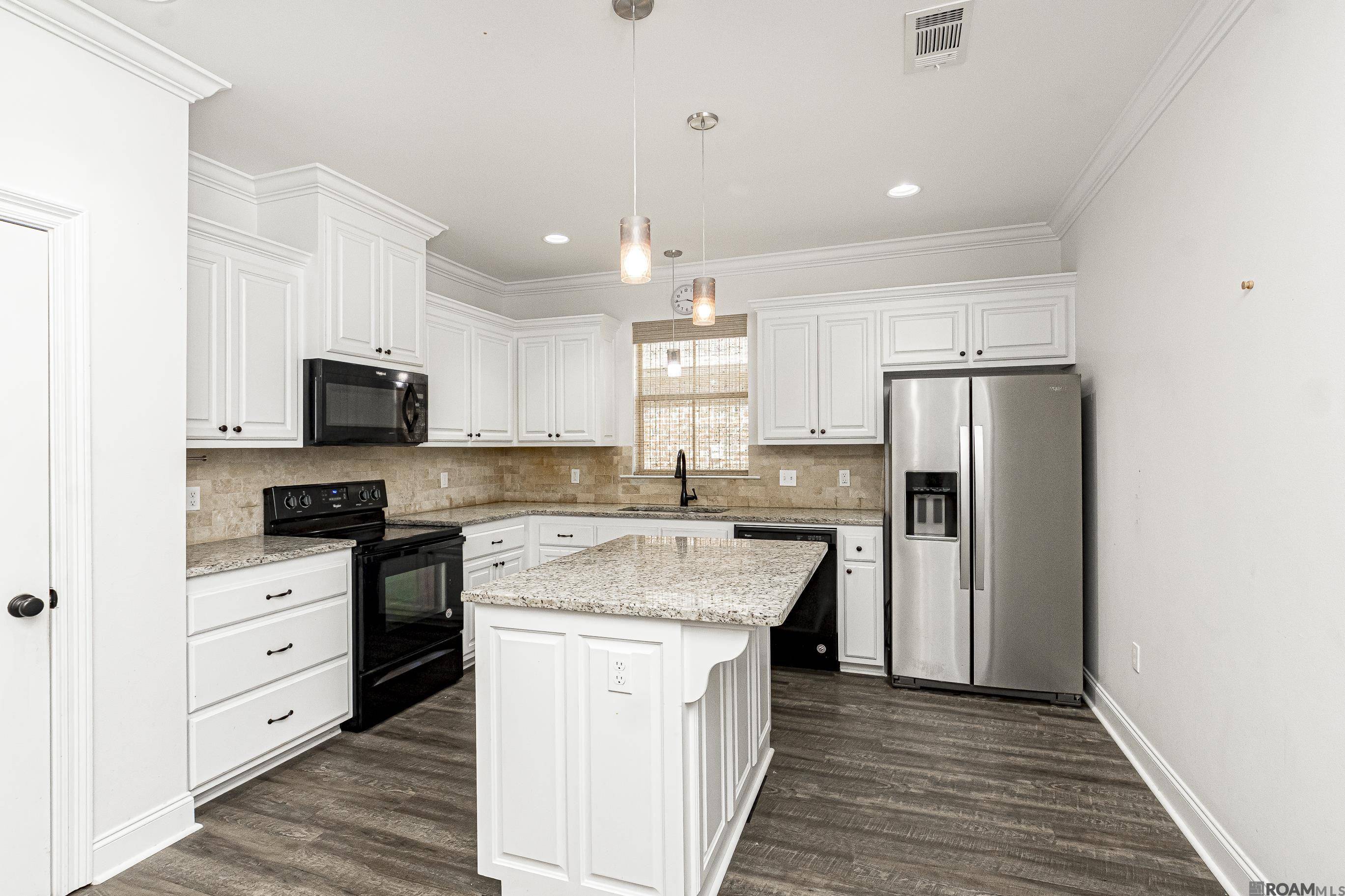 Oscar, LA 70762,137 Lakeshore Dr