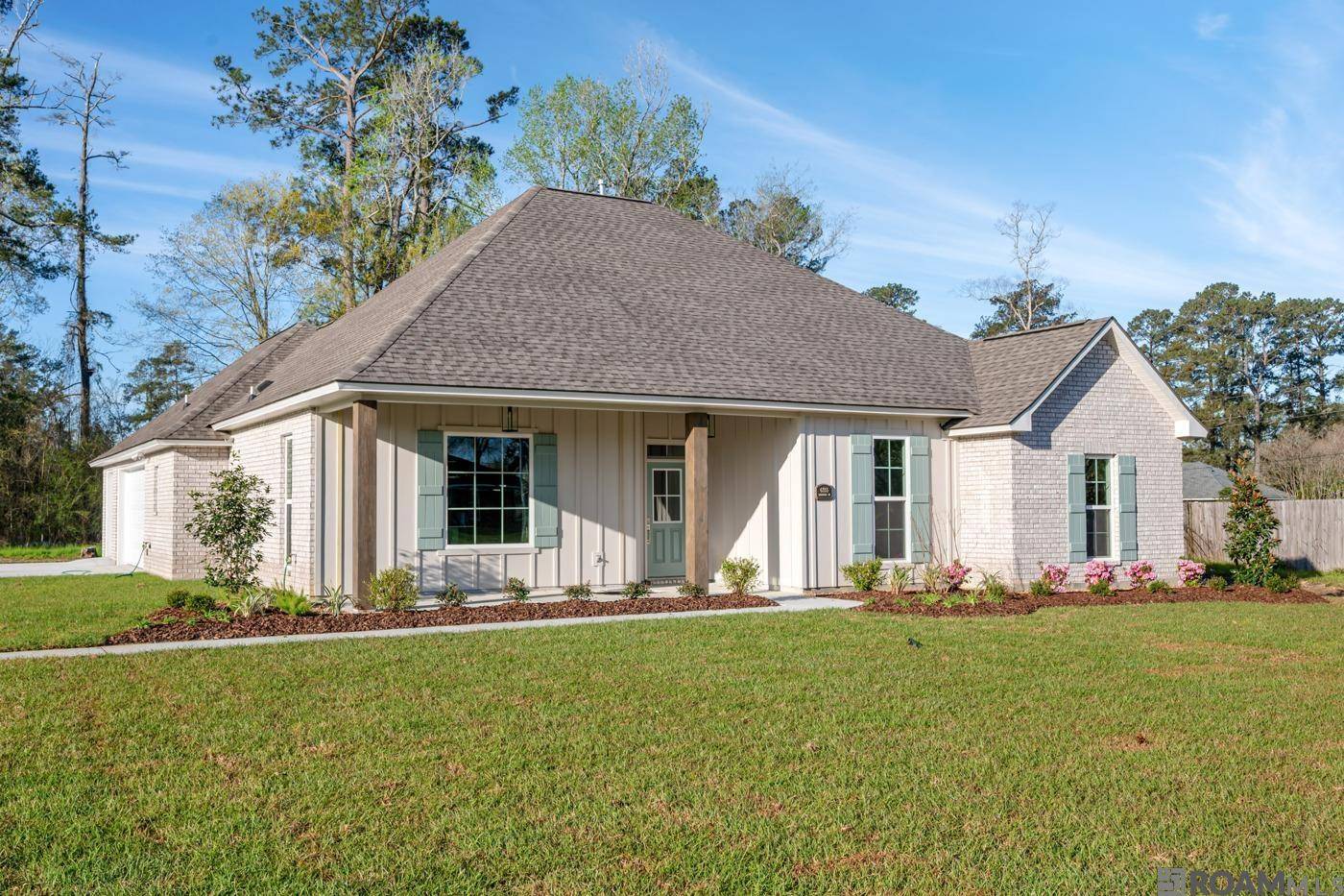 Greenwell Springs, LA 70739,6355 Landmor Dr