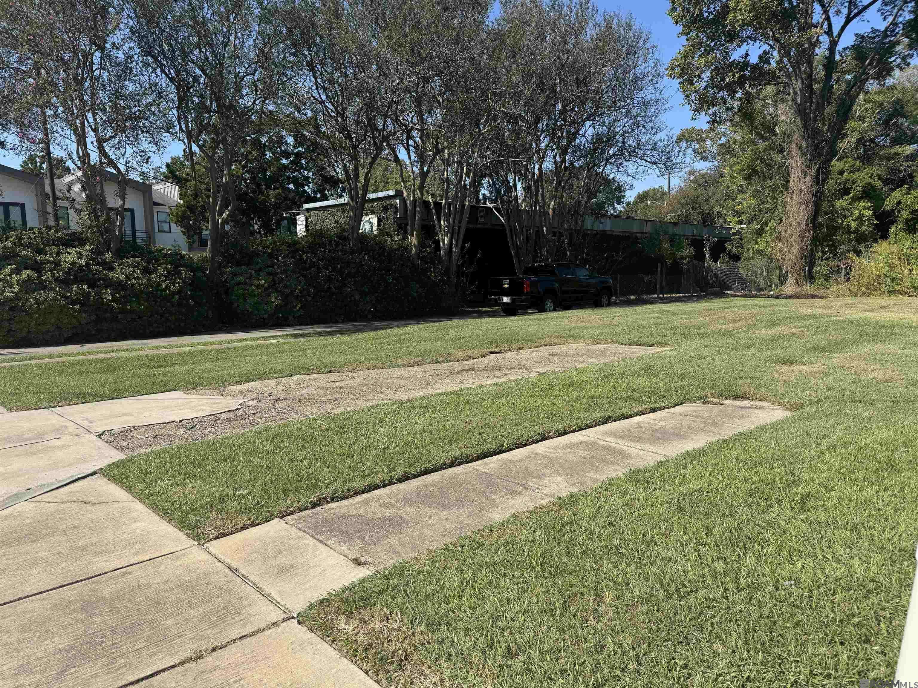 Baton Rouge, LA 70808,2247 Christian St