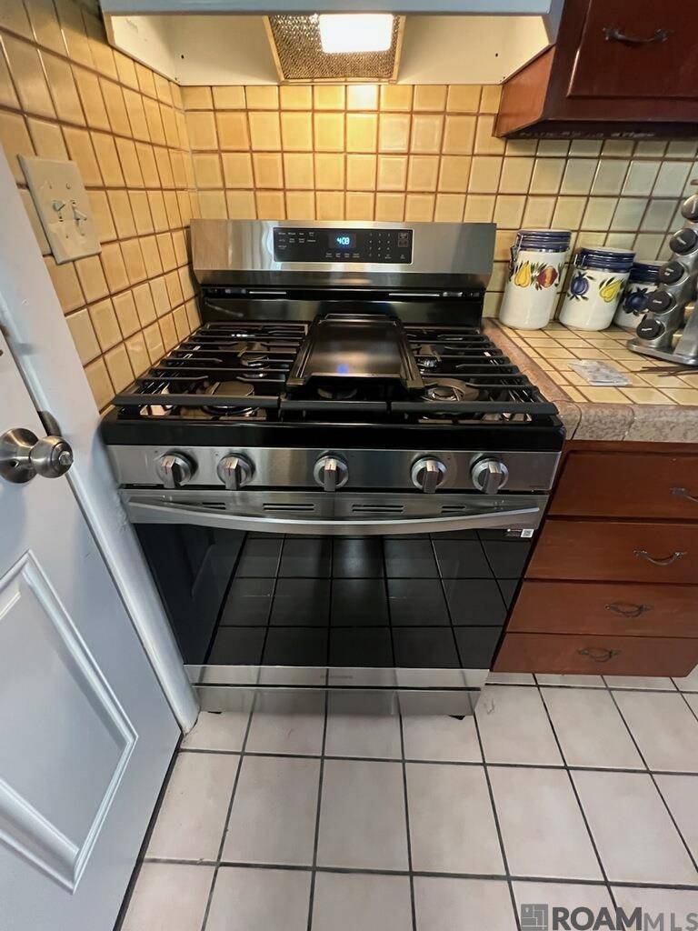 Metairie, LA 70003,309 N Elm St