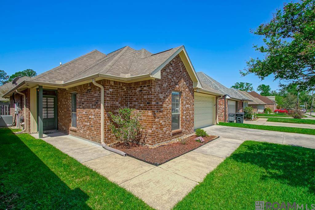 Baton Rouge, LA 70815,516 Hardwick Dr