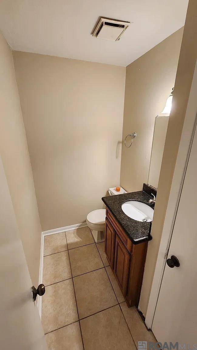 Baton Rouge, LA 70816,3412 Yorkfield Dr