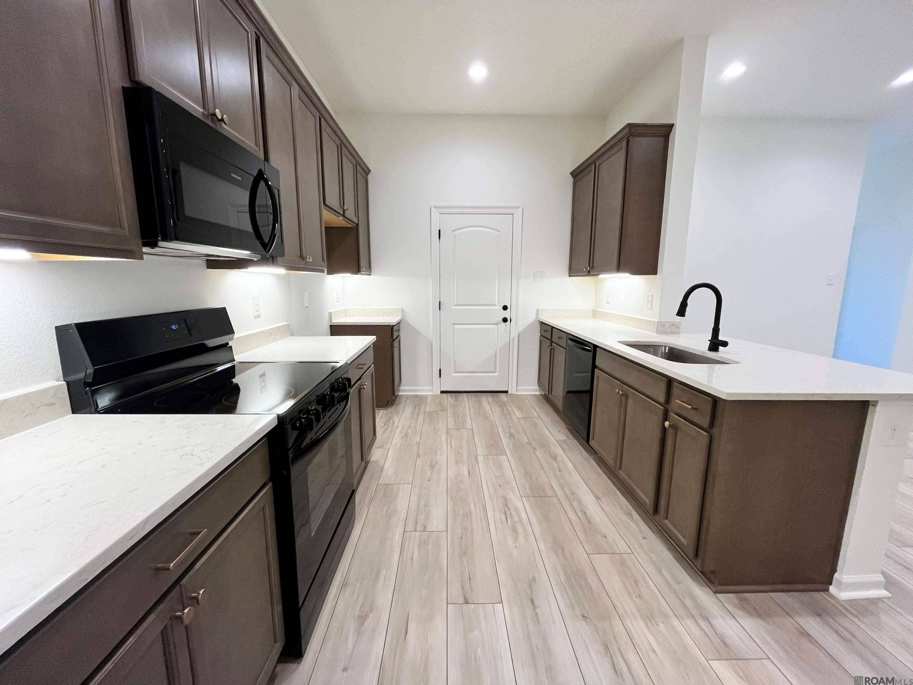 Denham Springs, LA 70726,28229 Moreau Dr