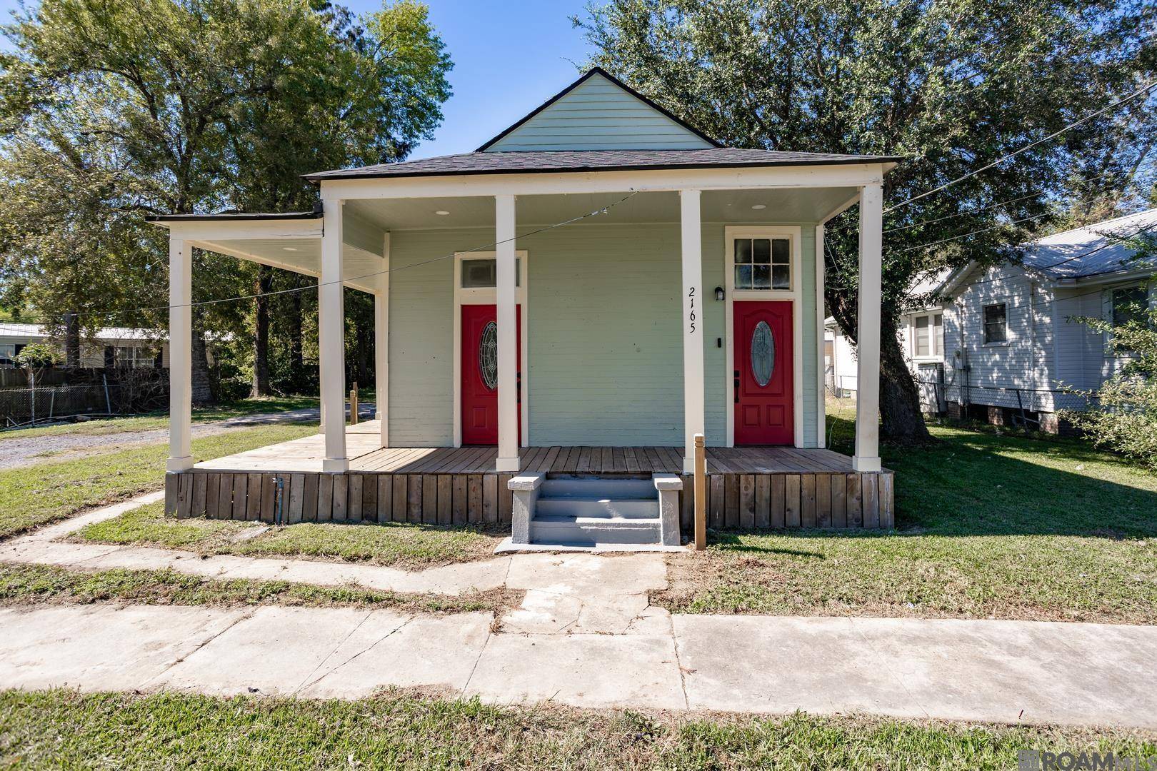 Lutcher, LA 70071,2165 S Albert St