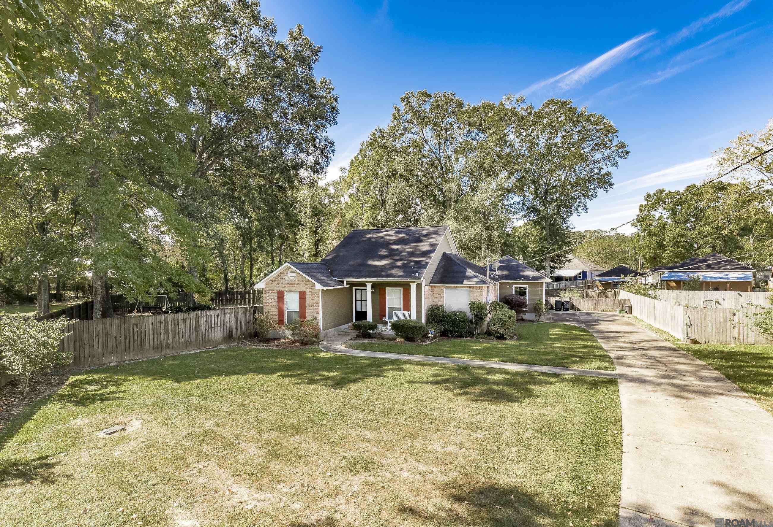 Zachary, LA 70791,3215 White Oak St