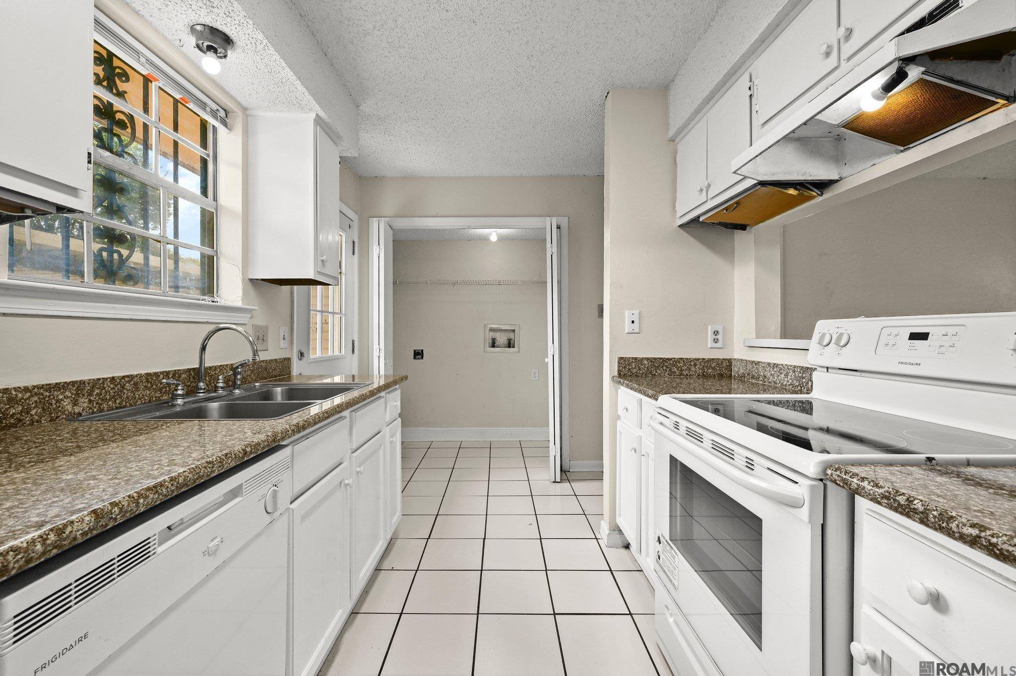 Baton Rouge, LA 70816,1771 Blvd De Province ##A