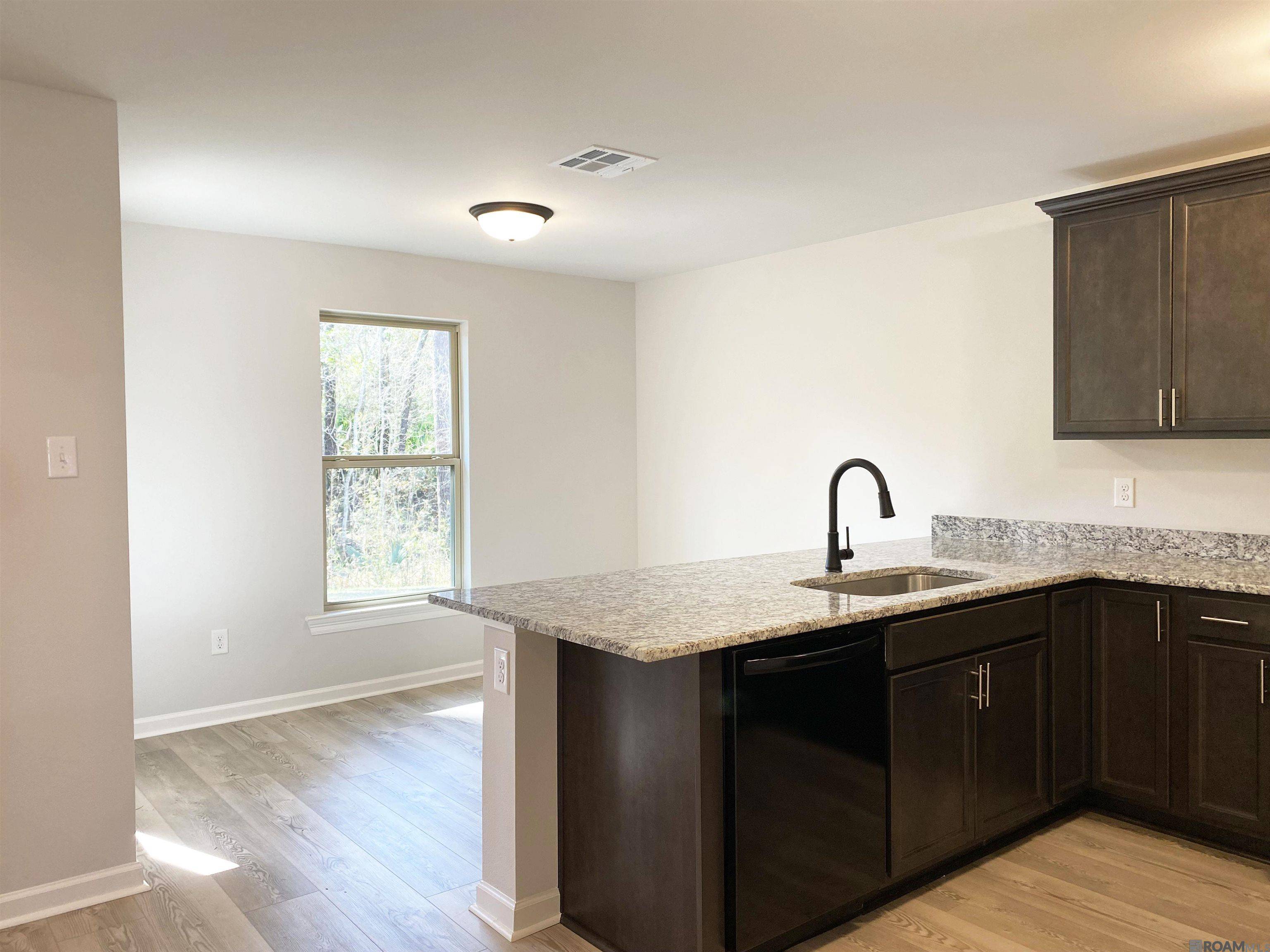 Walker, LA 70785,12900 Siberian Dr