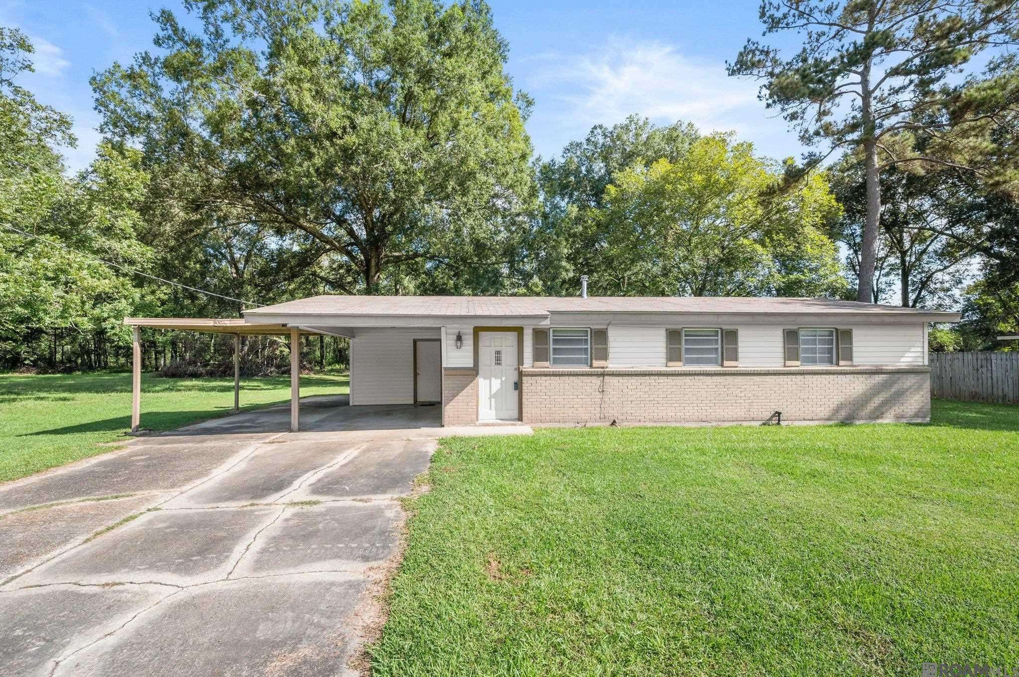 Slaughter, LA 70777,3138 Landmor Dr