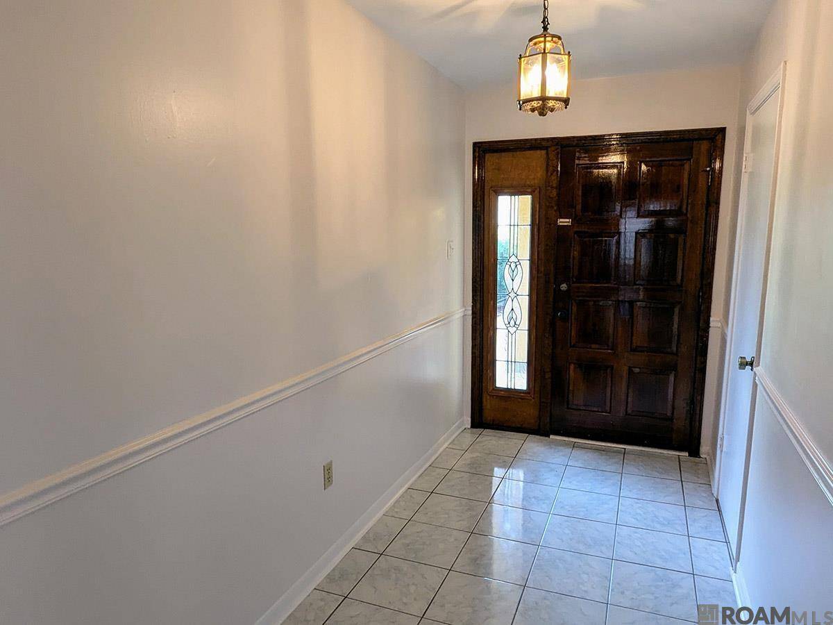 Saint George, LA 70817,14114 Pinehurst Ave