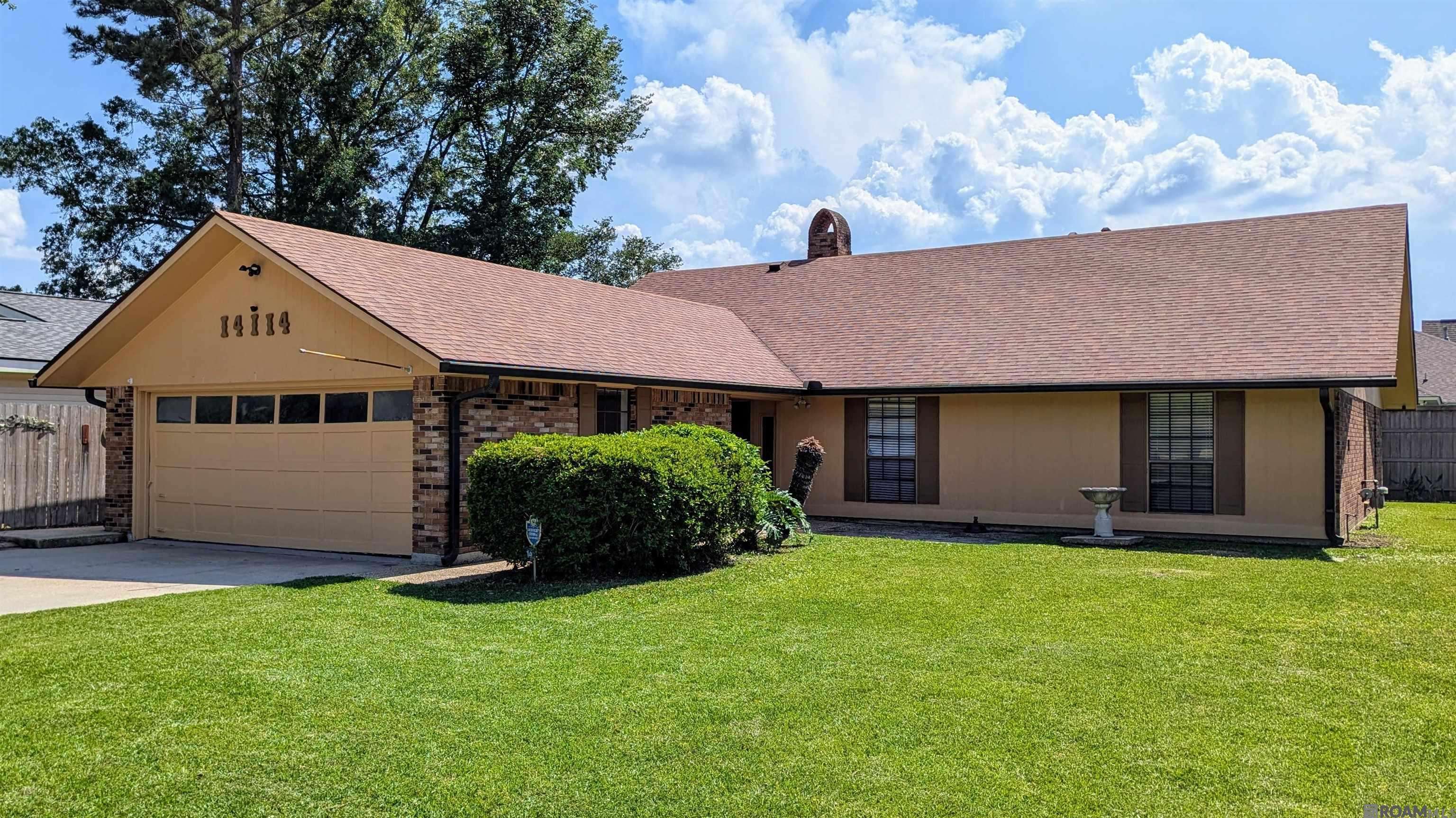 Saint George, LA 70817,14114 Pinehurst Ave