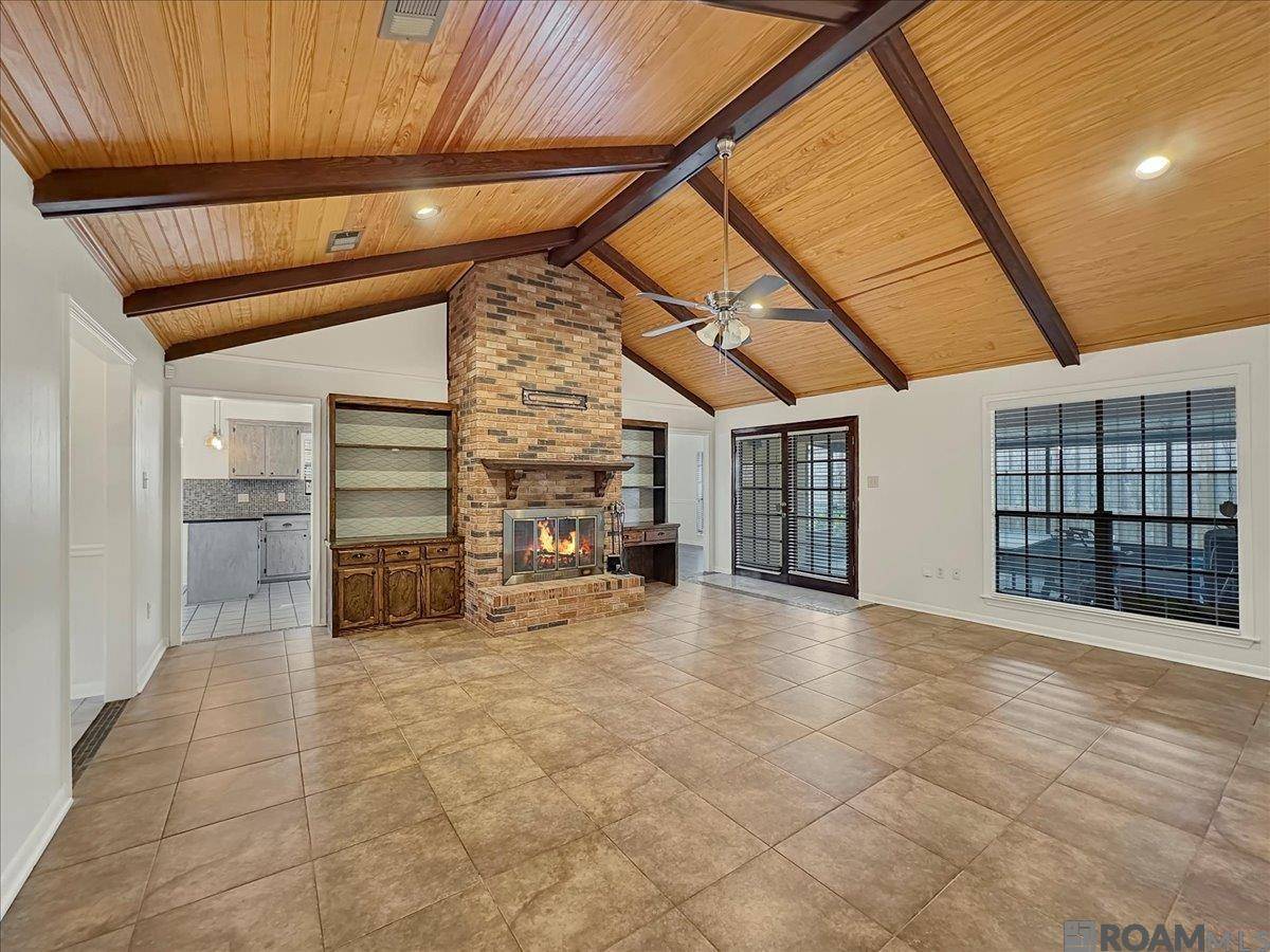 Saint George, LA 70817,14114 Pinehurst Ave