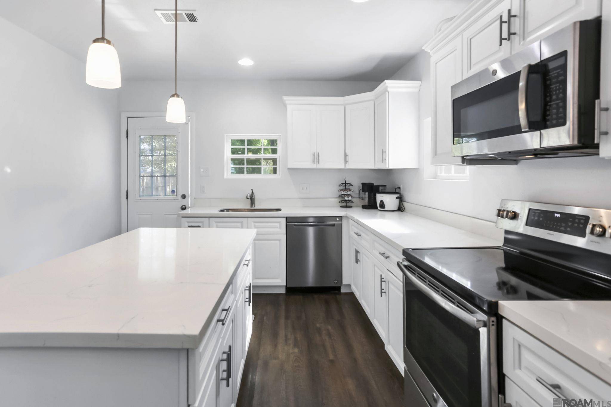 Denham Springs, LA 70726,237 Capitol St