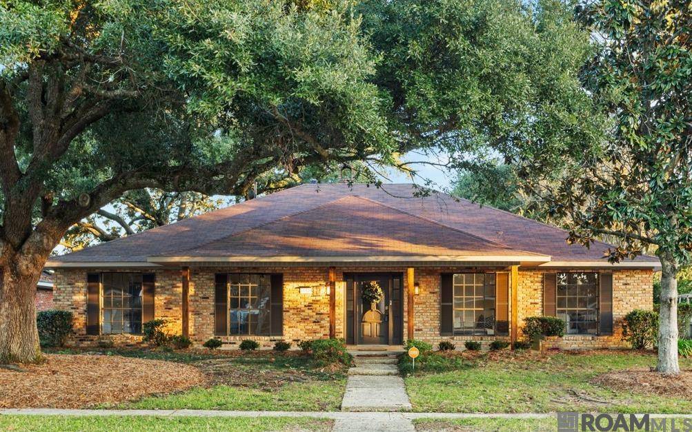 Saint George, LA 70817,15823 Hogenville Ave