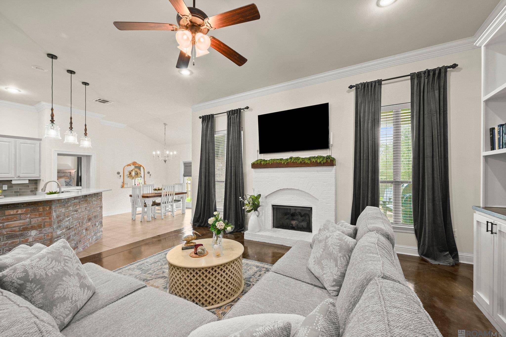Denham Springs, LA 70726,24879 Plantation Lake Ave