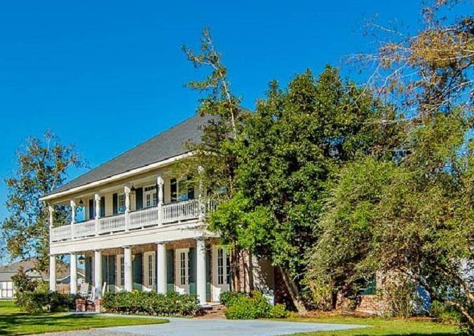 Houma, LA 70360,3328 Southdown Mandalay Road