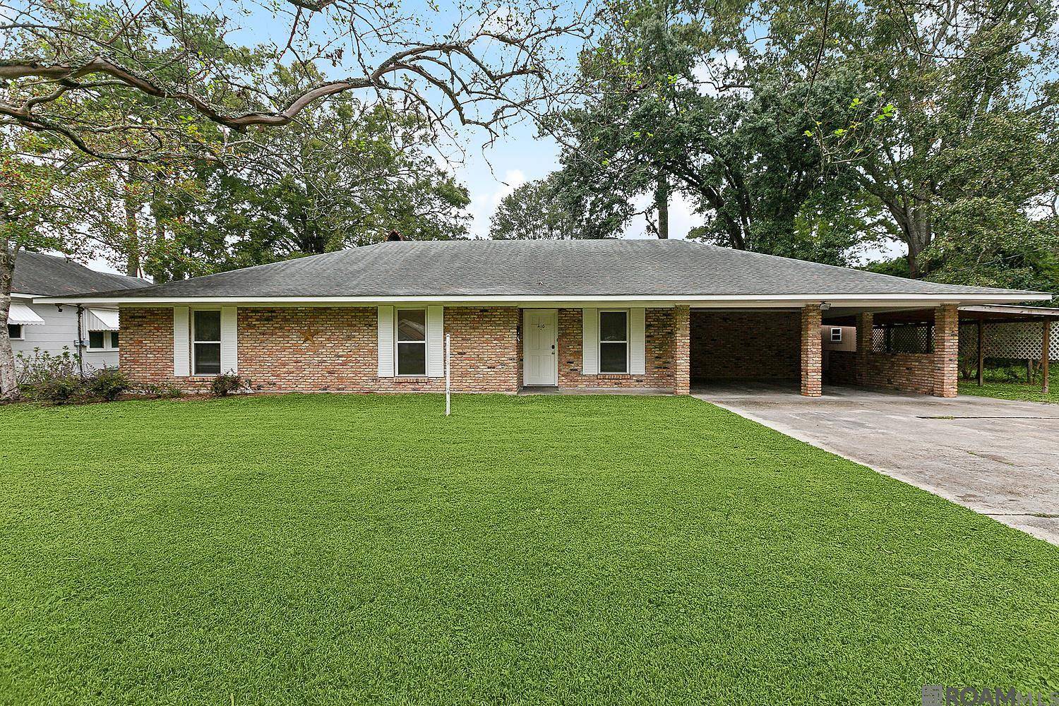 Gonzales, LA 70737,410 E Mcarthur St