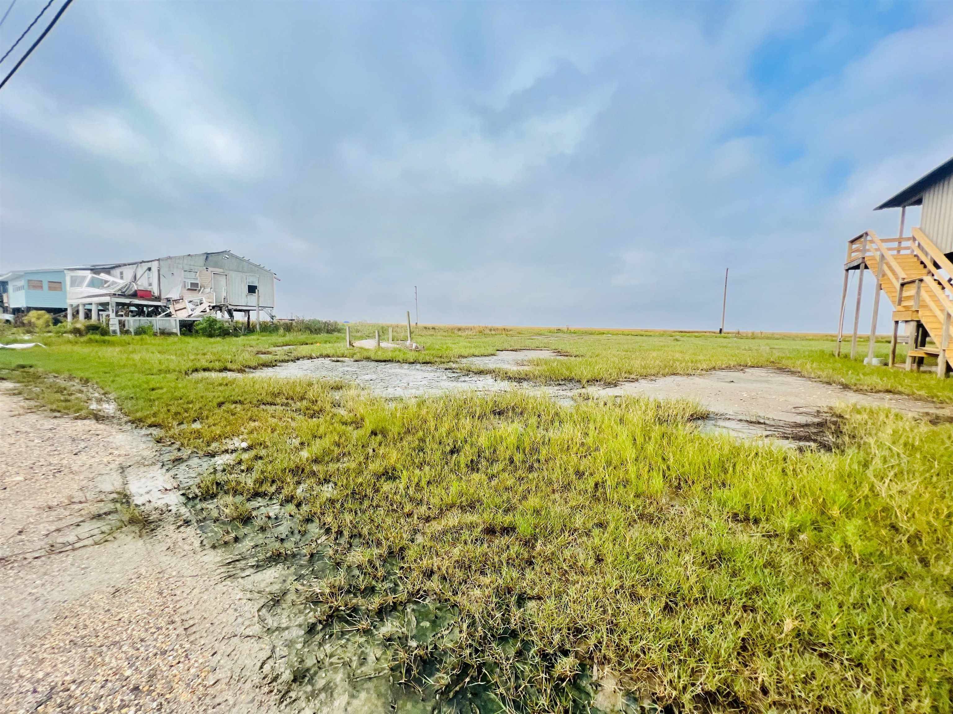 Chauvin, LA 70344,7766 Waterfront Dr