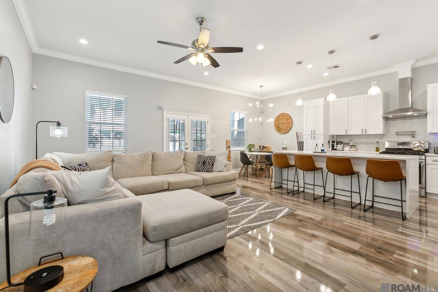 New Orleans, LA 70113,2113 First St