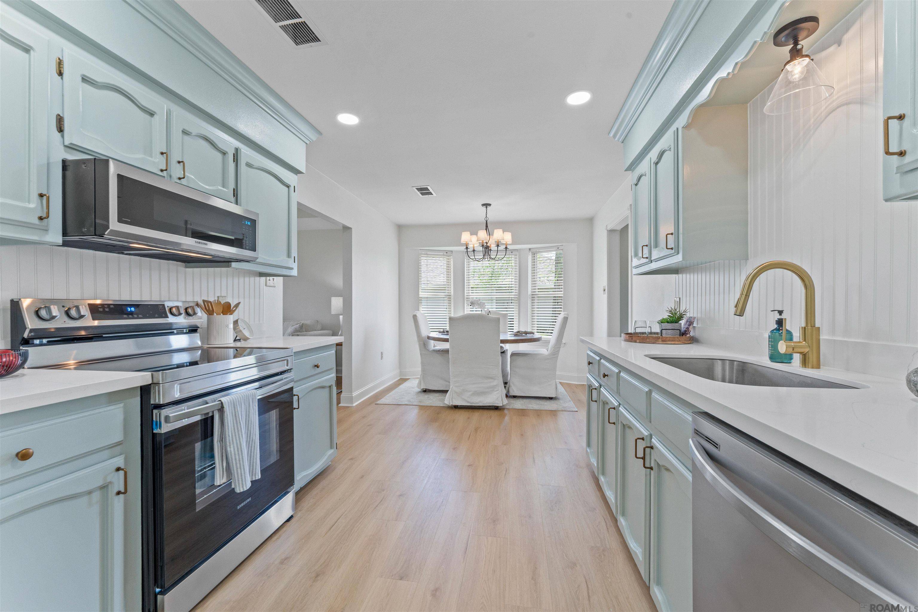 Prairieville, LA 70769,16297 Beech St