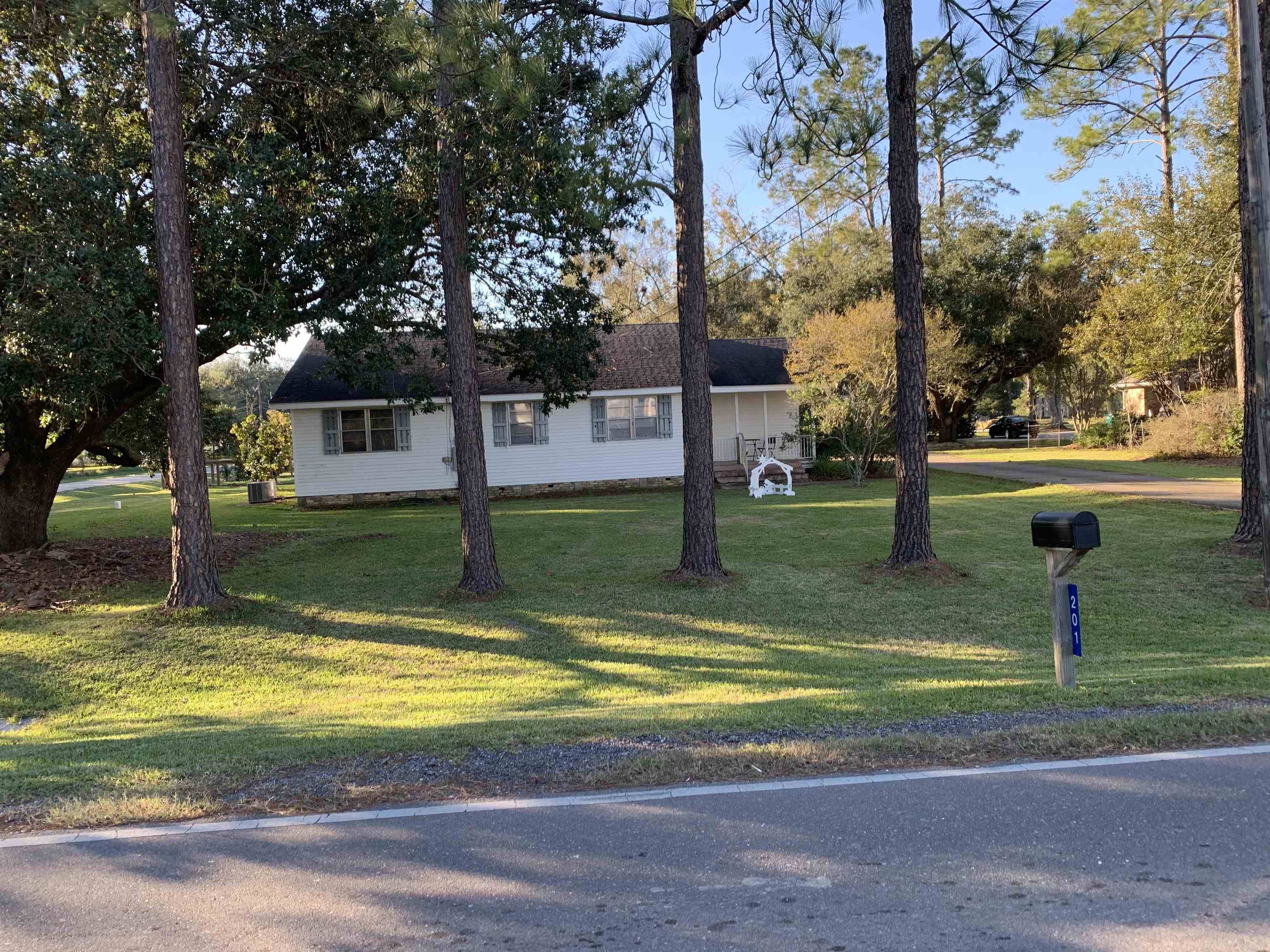 Thibodaux, LA 70301,201 Abby Road