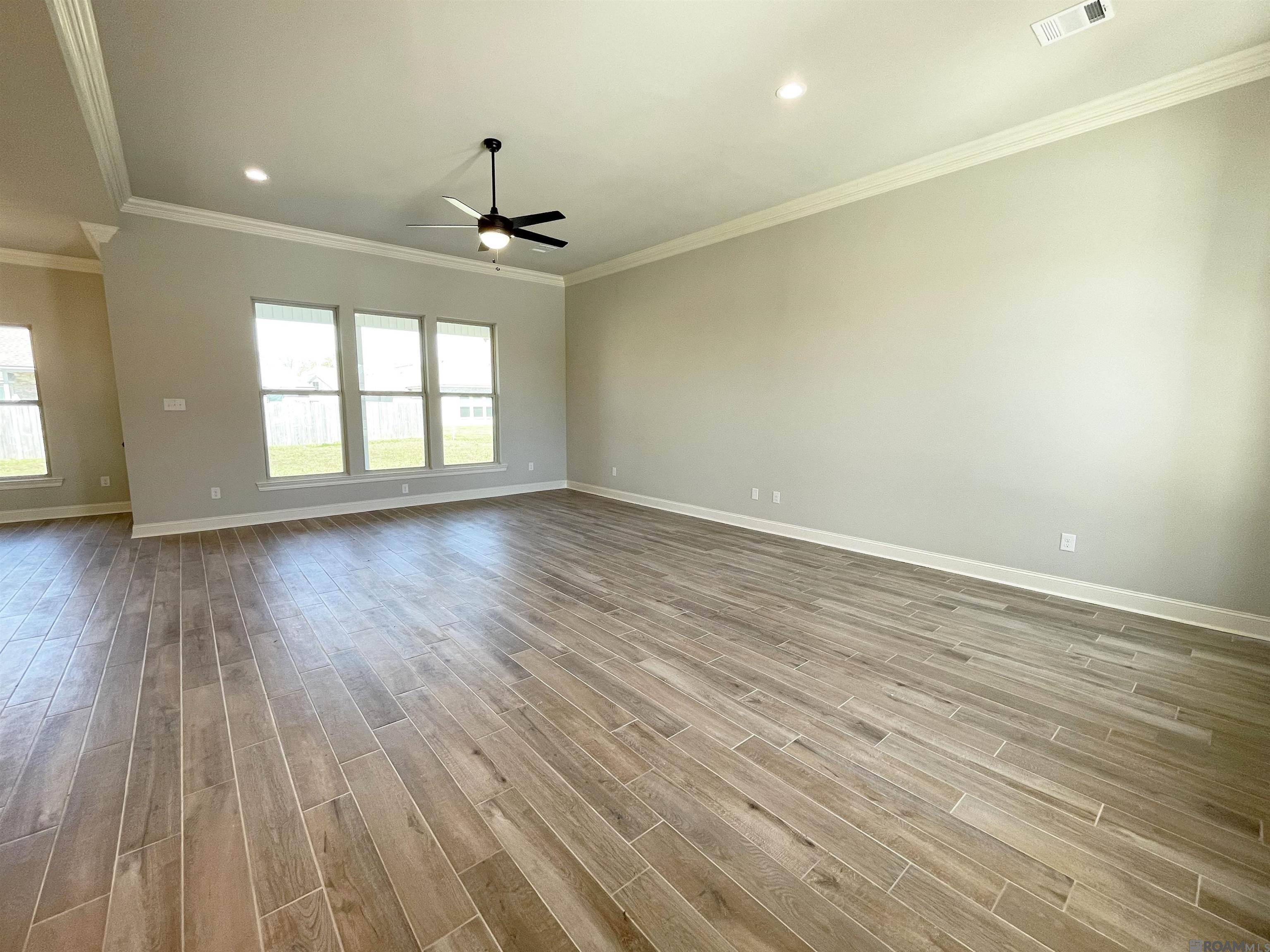Addis, LA 70710,6452 Oakley Dr
