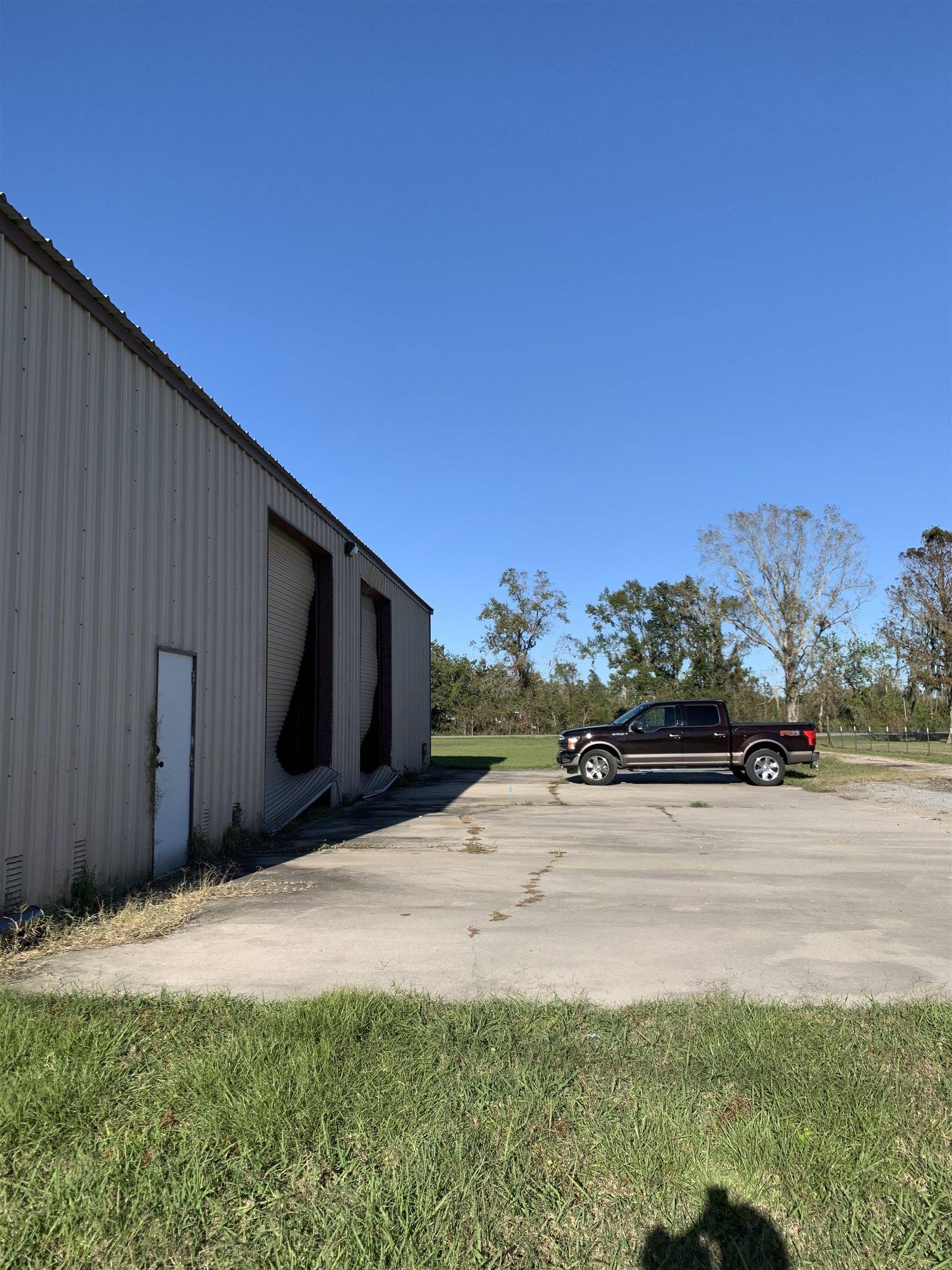 Gibson, LA 70356,4905 N Bayou Black Dr