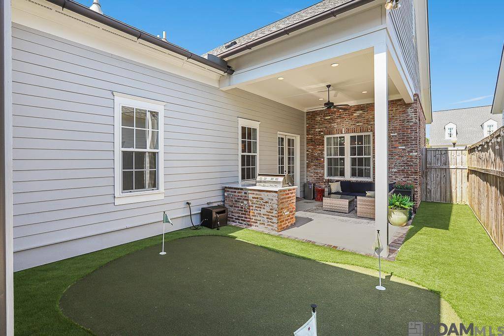 Baton Rouge, LA 70810,3132 Veranda View Ave