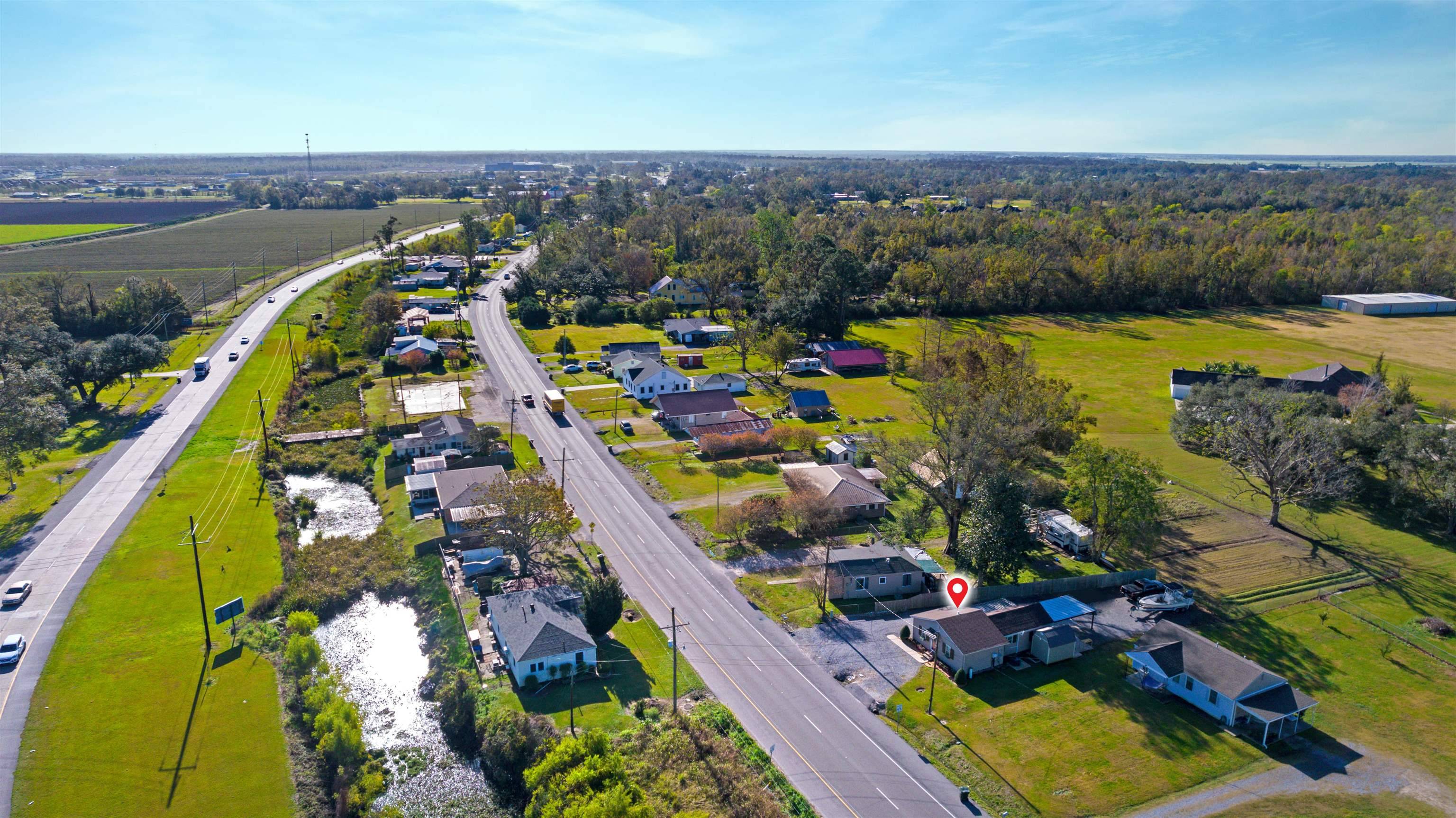 Schriever, LA 70395,1522 West Main Street