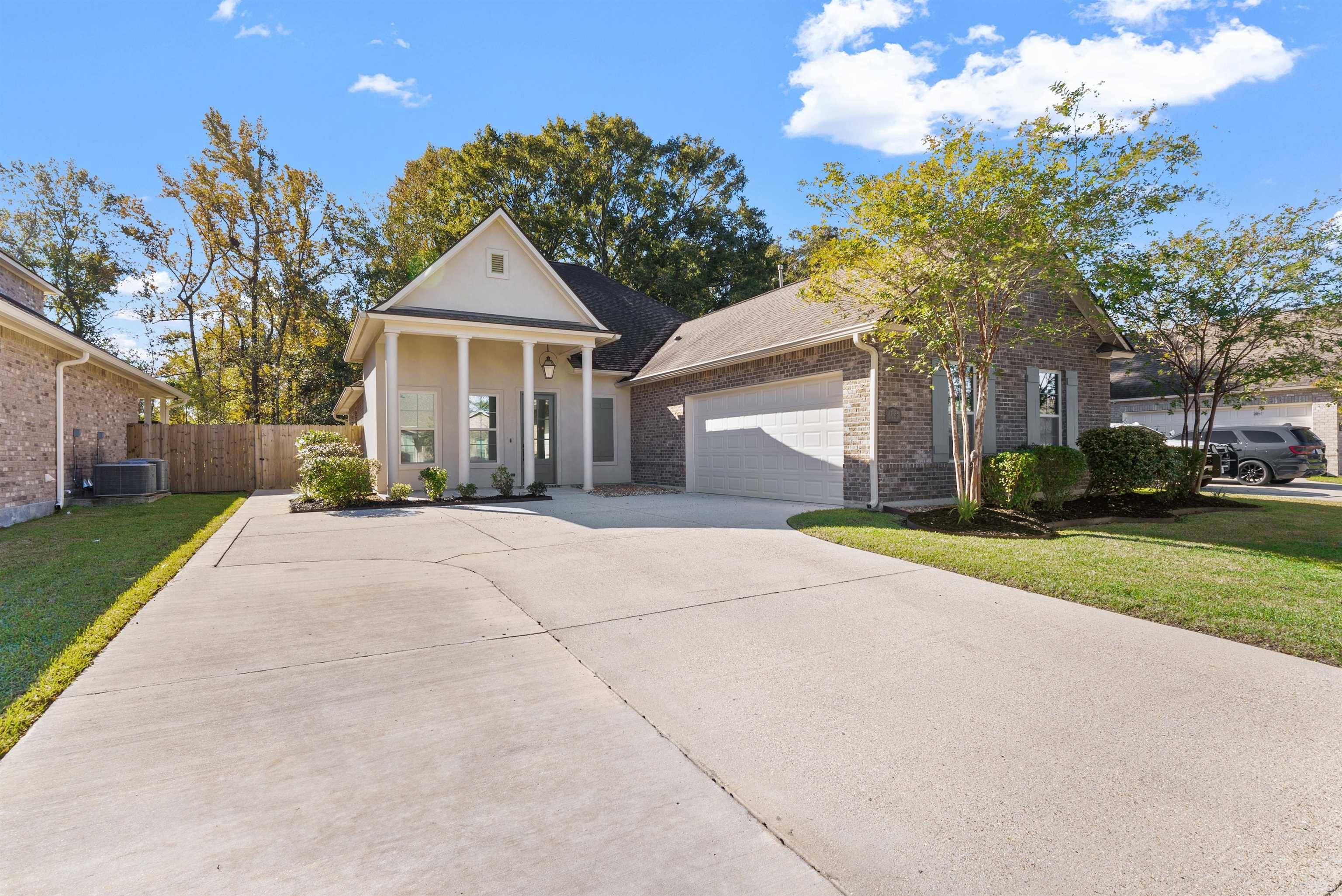 Prairieville, LA 70769,39195 Water Oak Ave