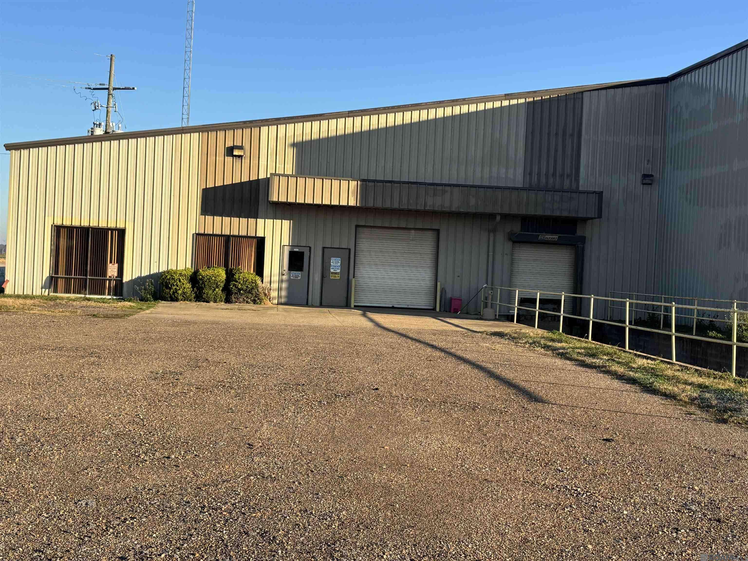 Gilbert, LA 71336,101 Scates Road