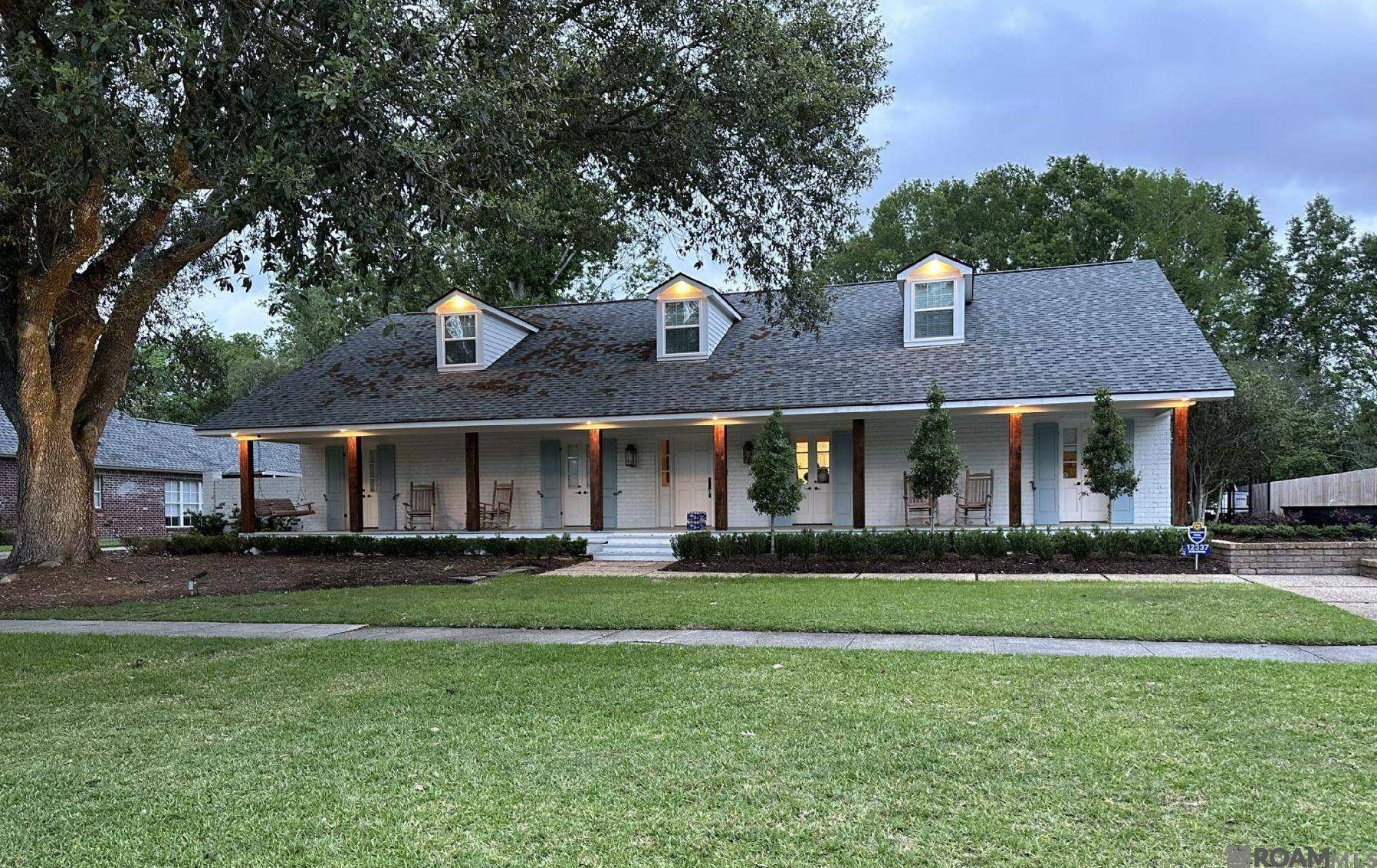 Baton Rouge, LA 70810,12337 N Oak Hills Pkwy
