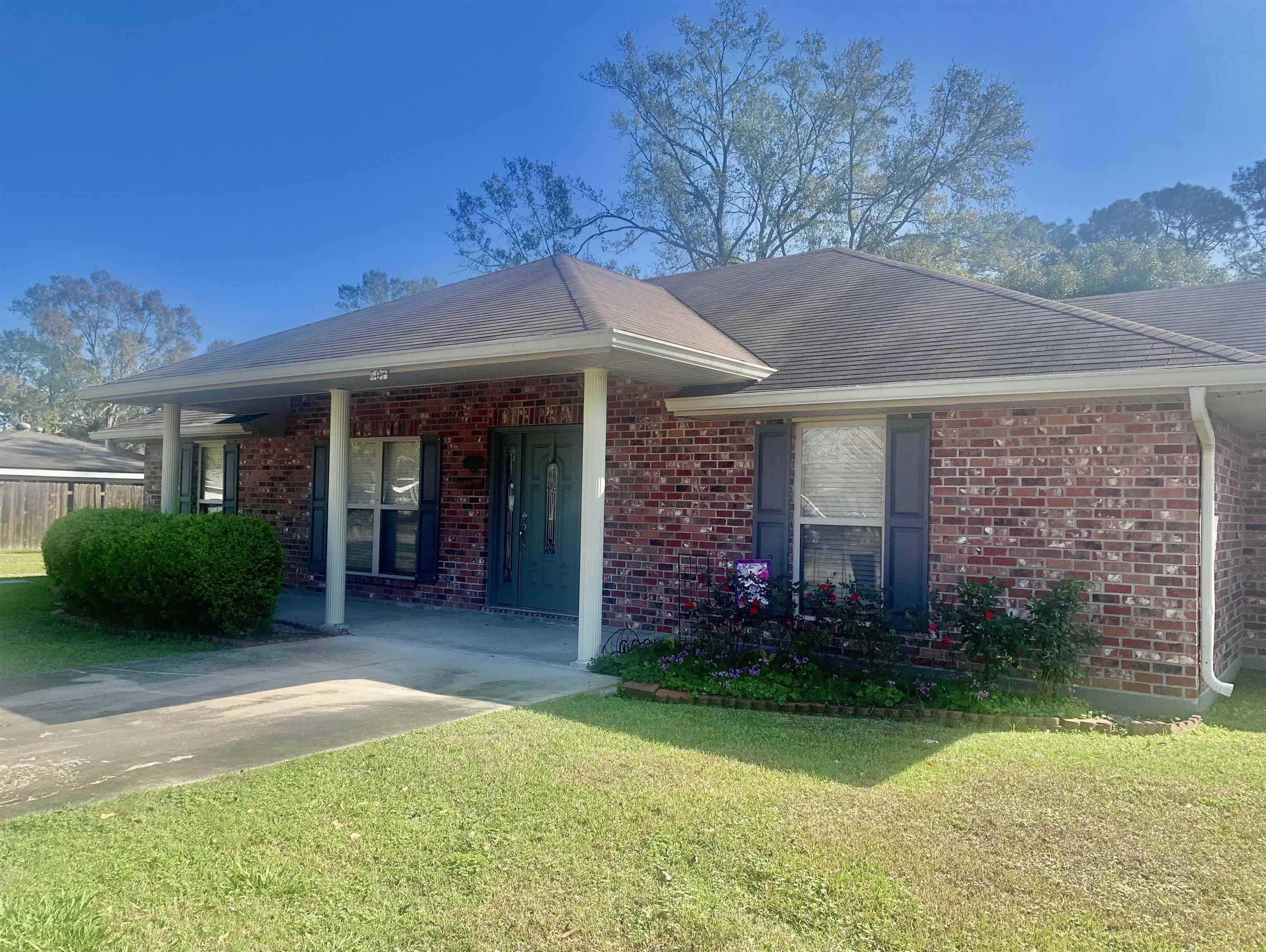 Patterson, LA 70392,1136 Lee St