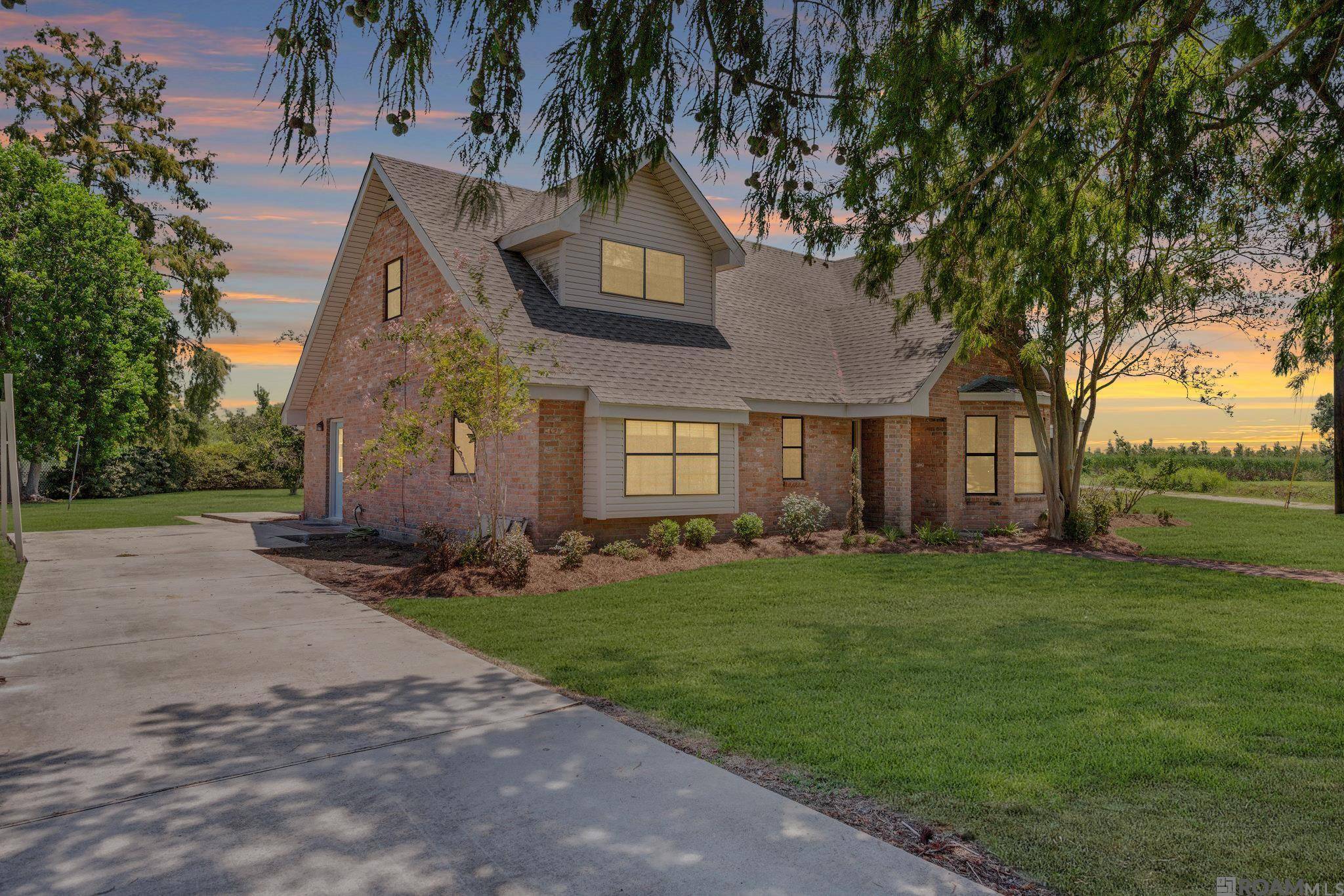 Laplace, LA 70069,112 Retriever Rd