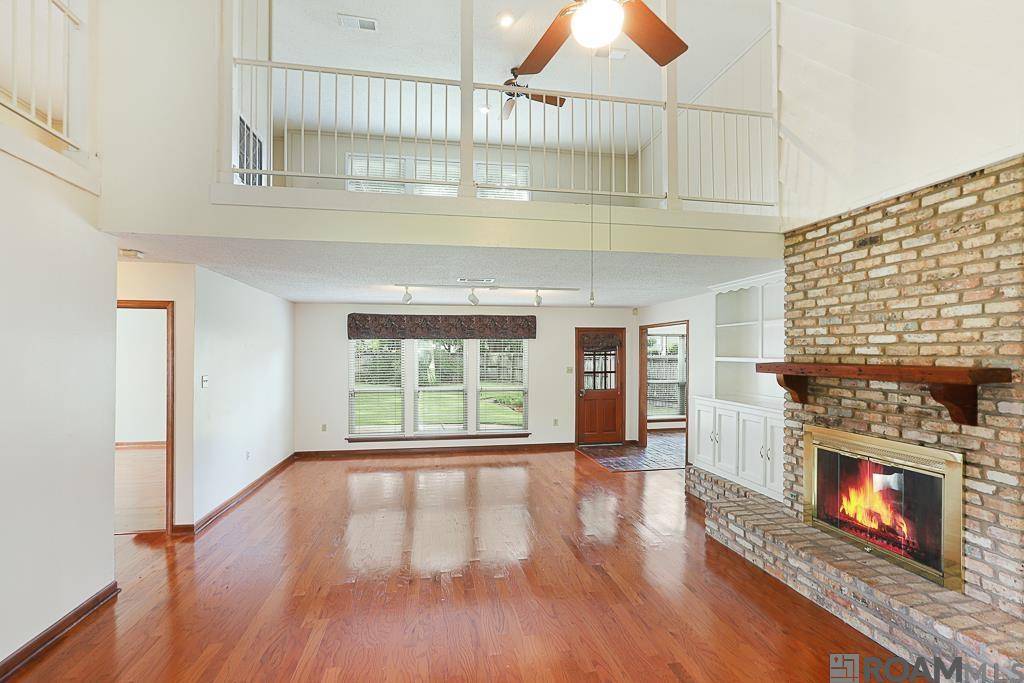 Baton Rouge, LA 70808,912 Carriage Way