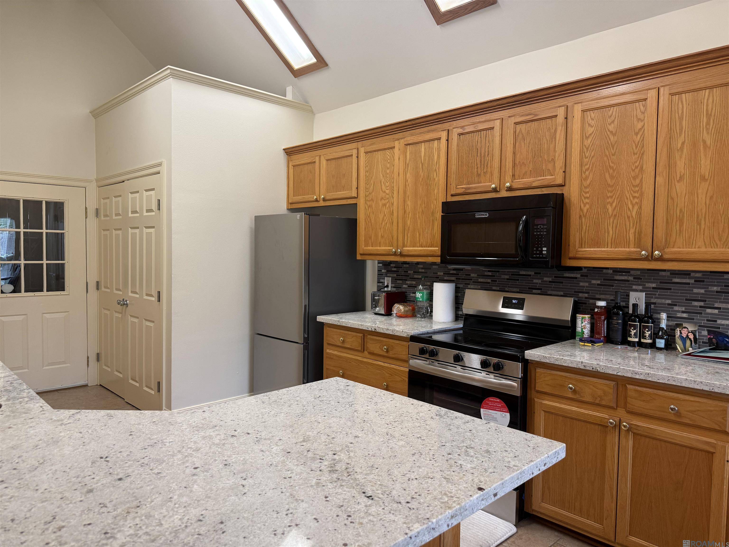 Baton Rouge, LA 70810,10259 Springwind Ct