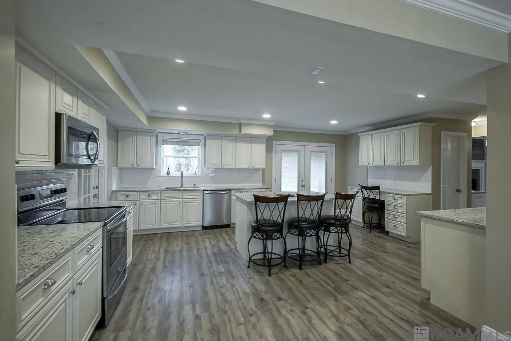 Greenwell Springs, LA 70739,15836 Chivre Ave