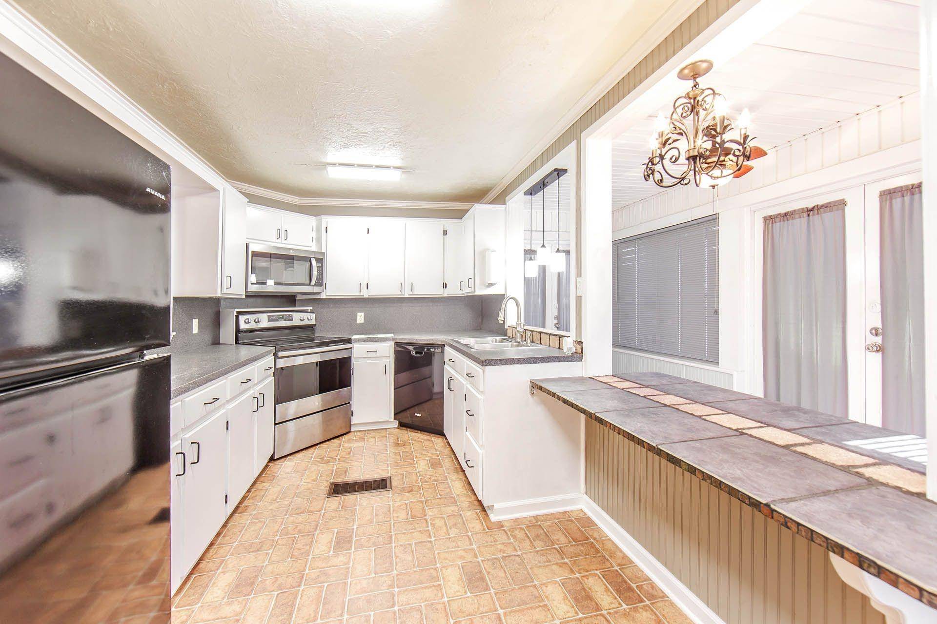 Larose, LA 70373,444 Chester Lee Street